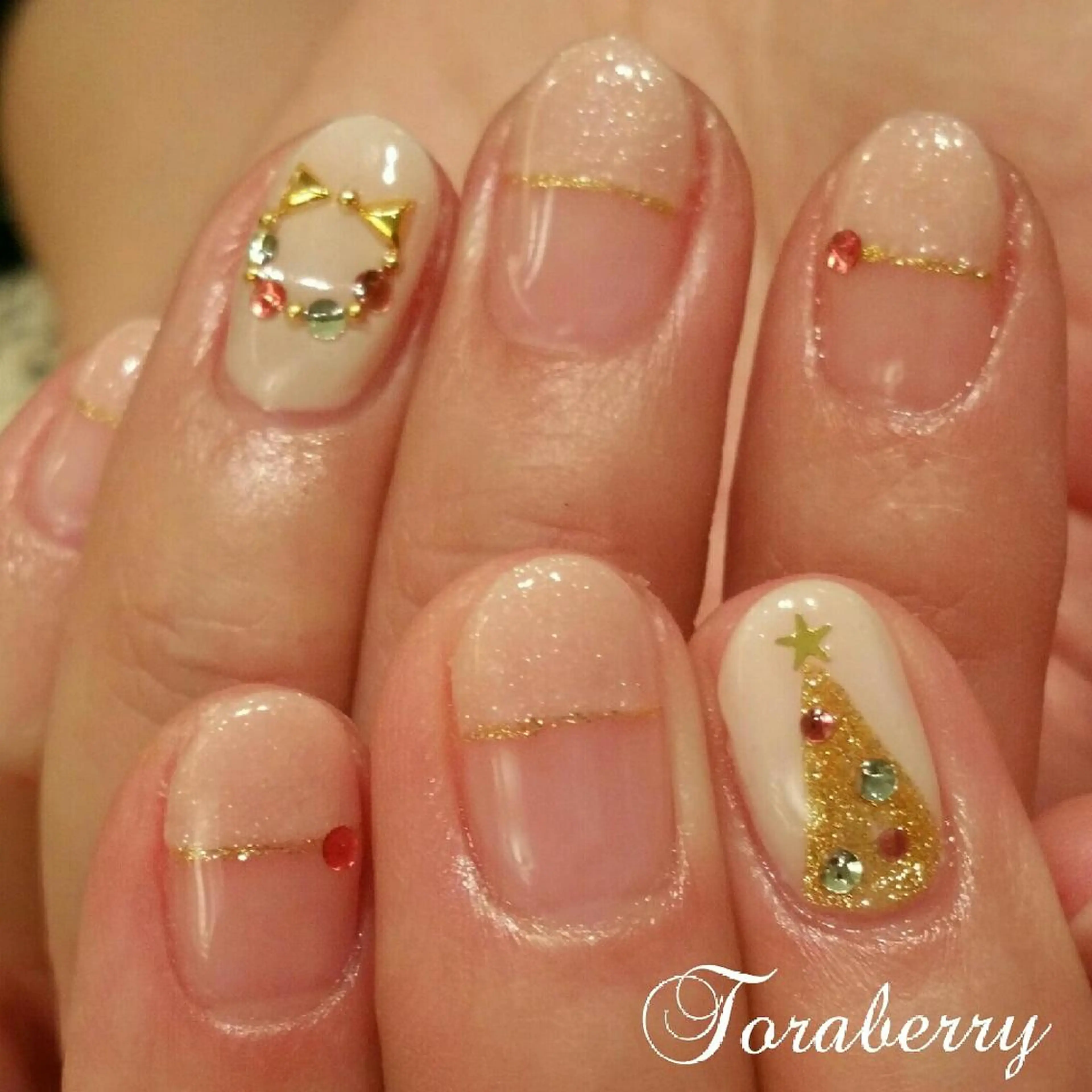 ネイル 冬ネイル クリスマス ハンドネイル ネイリスト なつみのネイルデザイン