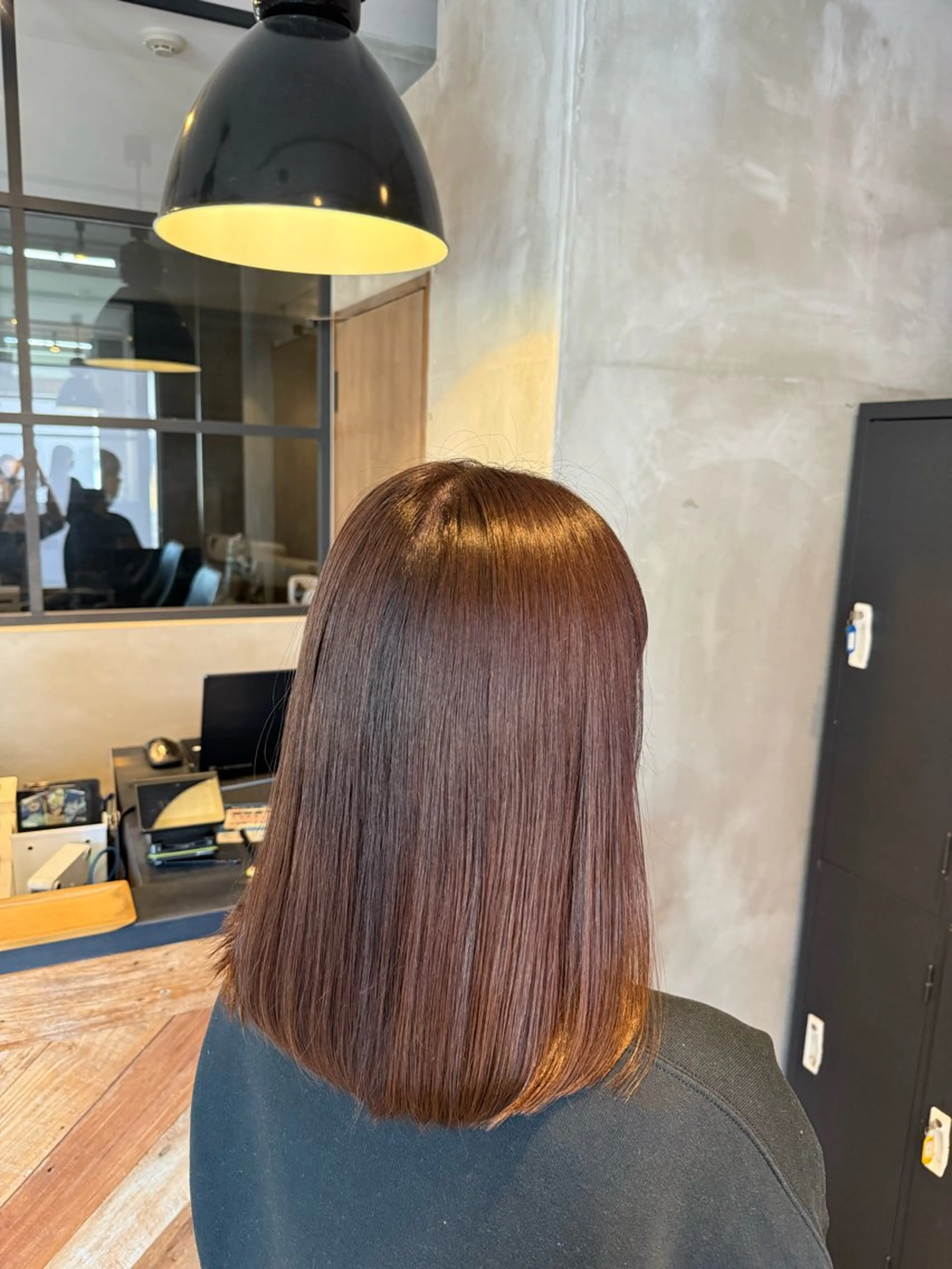 ミディアム 黒木 美麗のヘアスタイル