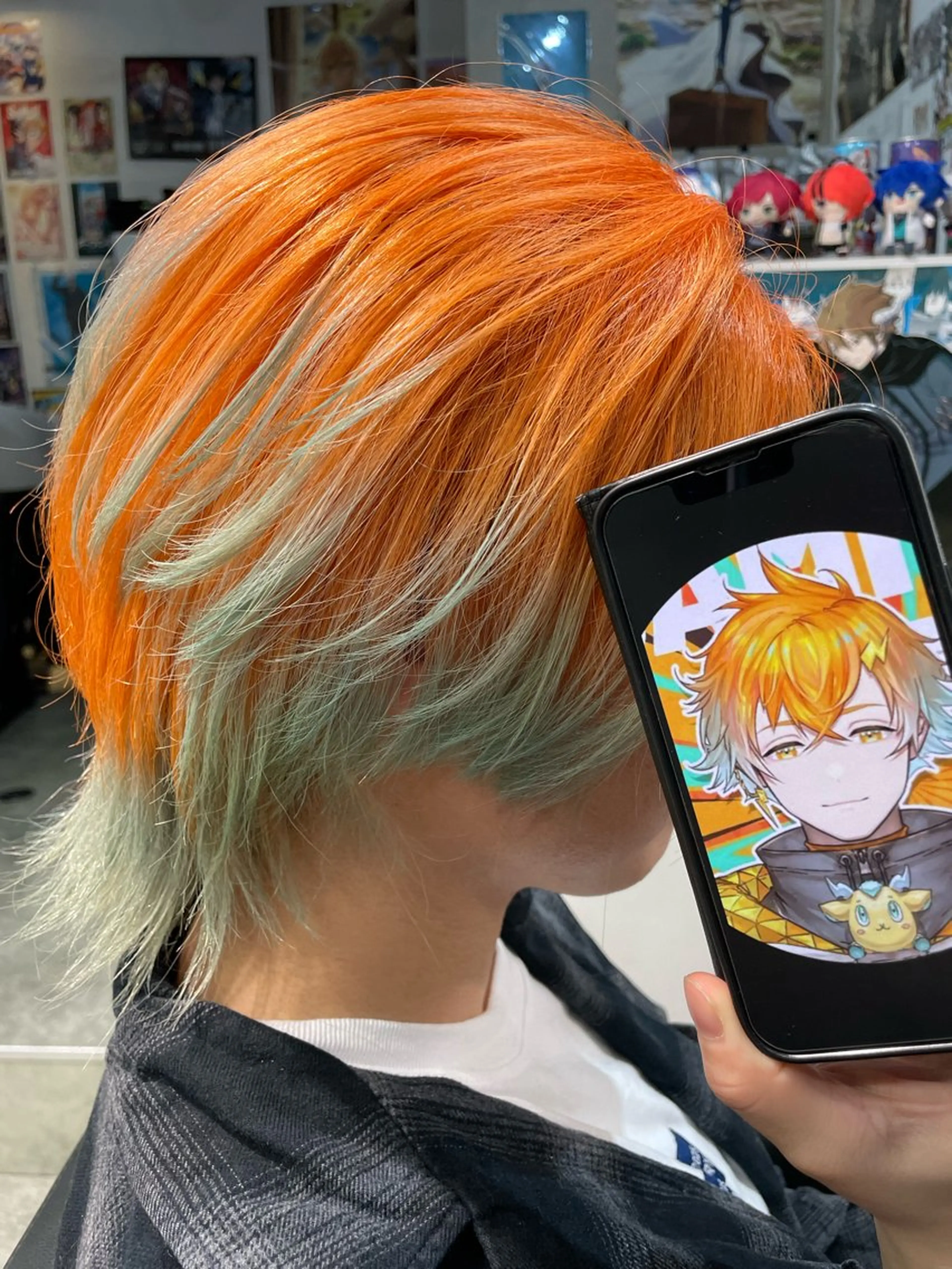 ミディアム カラー ブリーチ ケアブリーチ オレンジ ウルフカット ヘアカラー トリートメント インナーカラー 推し ブリーチ  髪質改善のヘアスタイル