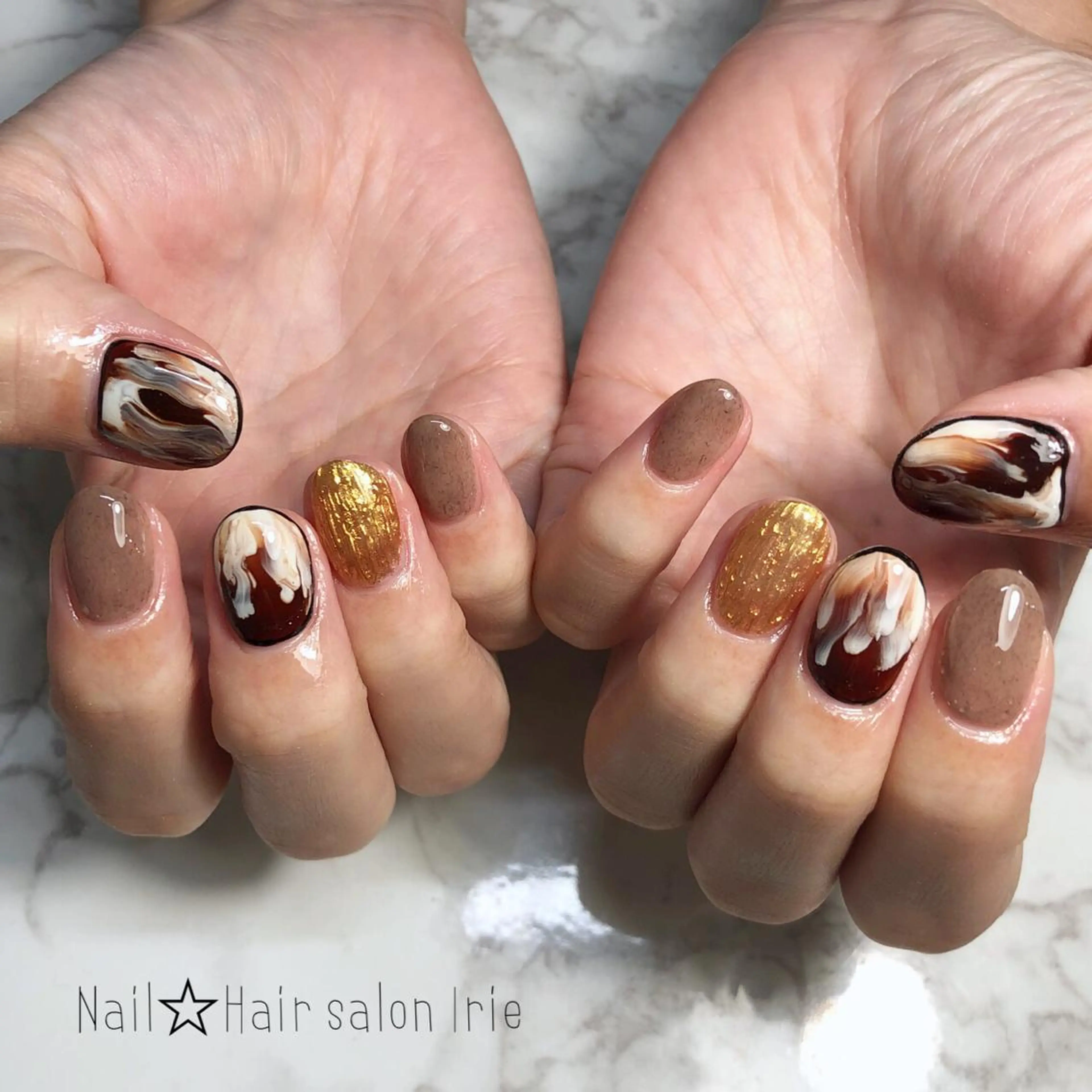 ネイル ハンドネイル ハンドケア 與儀 知佳のネイルデザイン