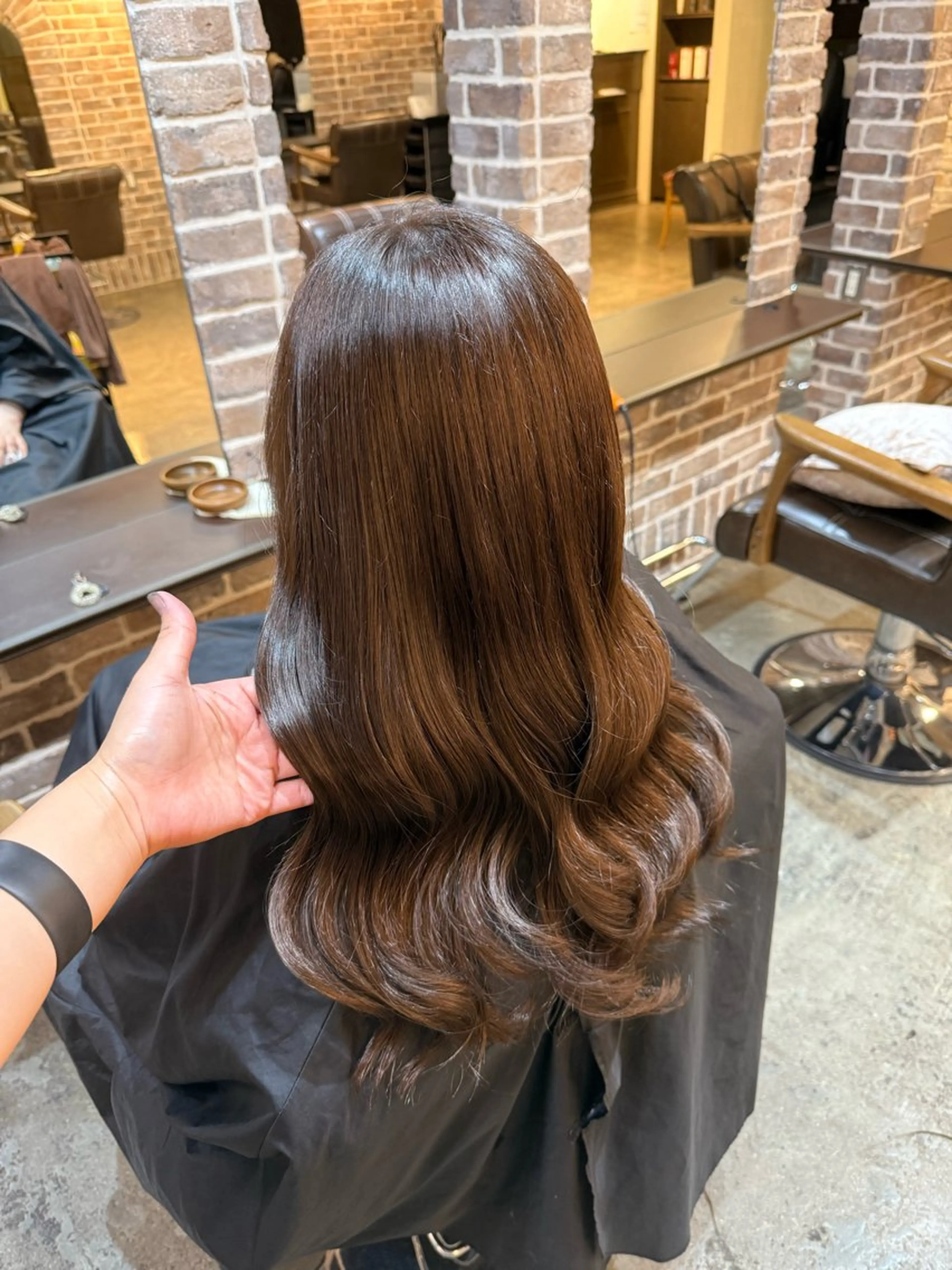 ロング カラー ブリーチ ブラウンカラー マロンブラウン カット ヘアカラー トリートメント 艶カラー/インナー /グラデ/大西小百合のヘアスタイル