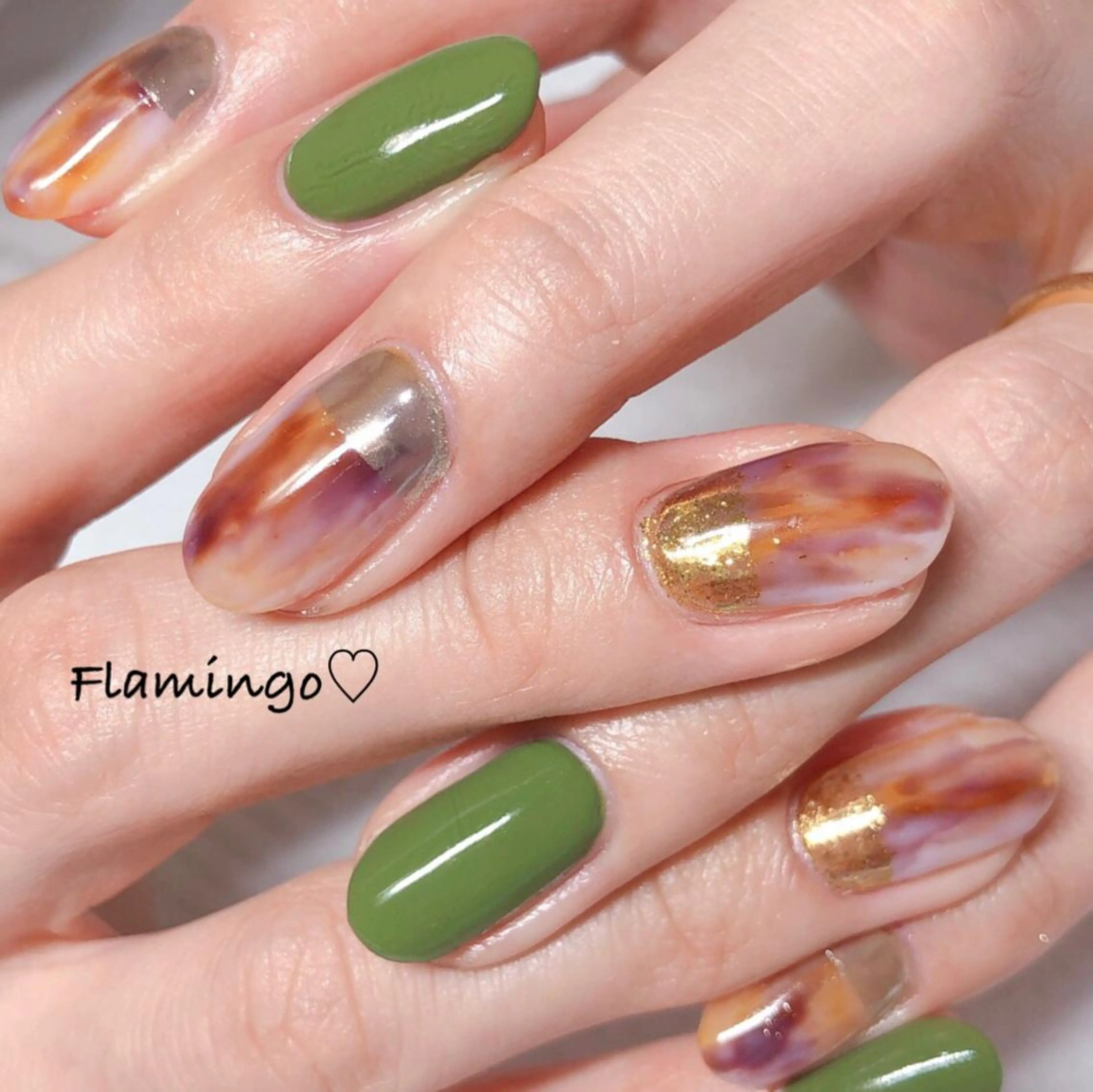 ネイル べっ甲ネイル ジェルネイル ミラーネイル ニュアンスネイル ワンカラーネイル ハンドネイル フィルイン／自爪育成 ／爪に優しい施術のネイルデザイン