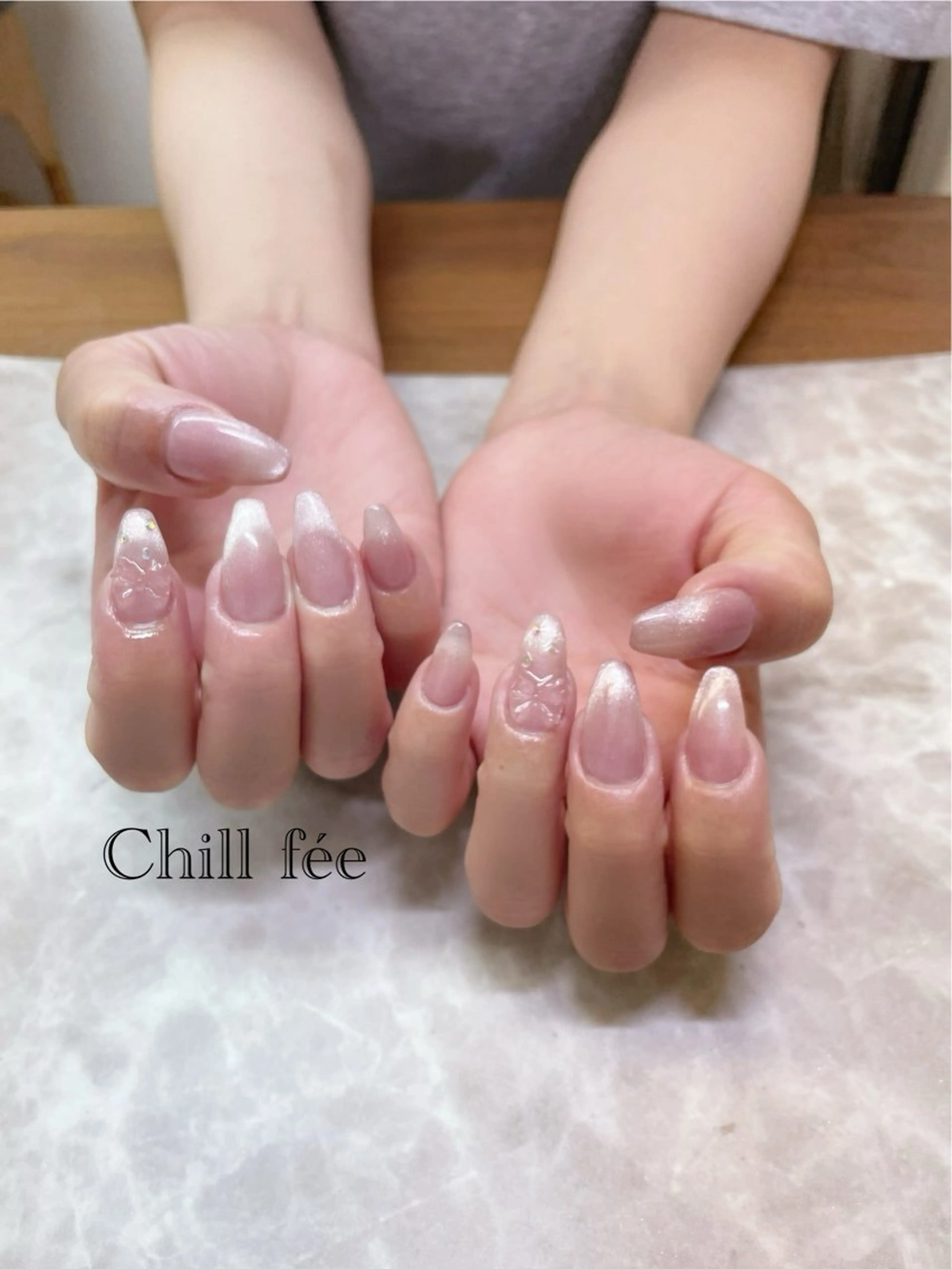 ネイル フレンチネイル マグネットネイル マグネットフレンチ リボン ハンドネイル 和歌浦 ちるふぇのネイルデザイン