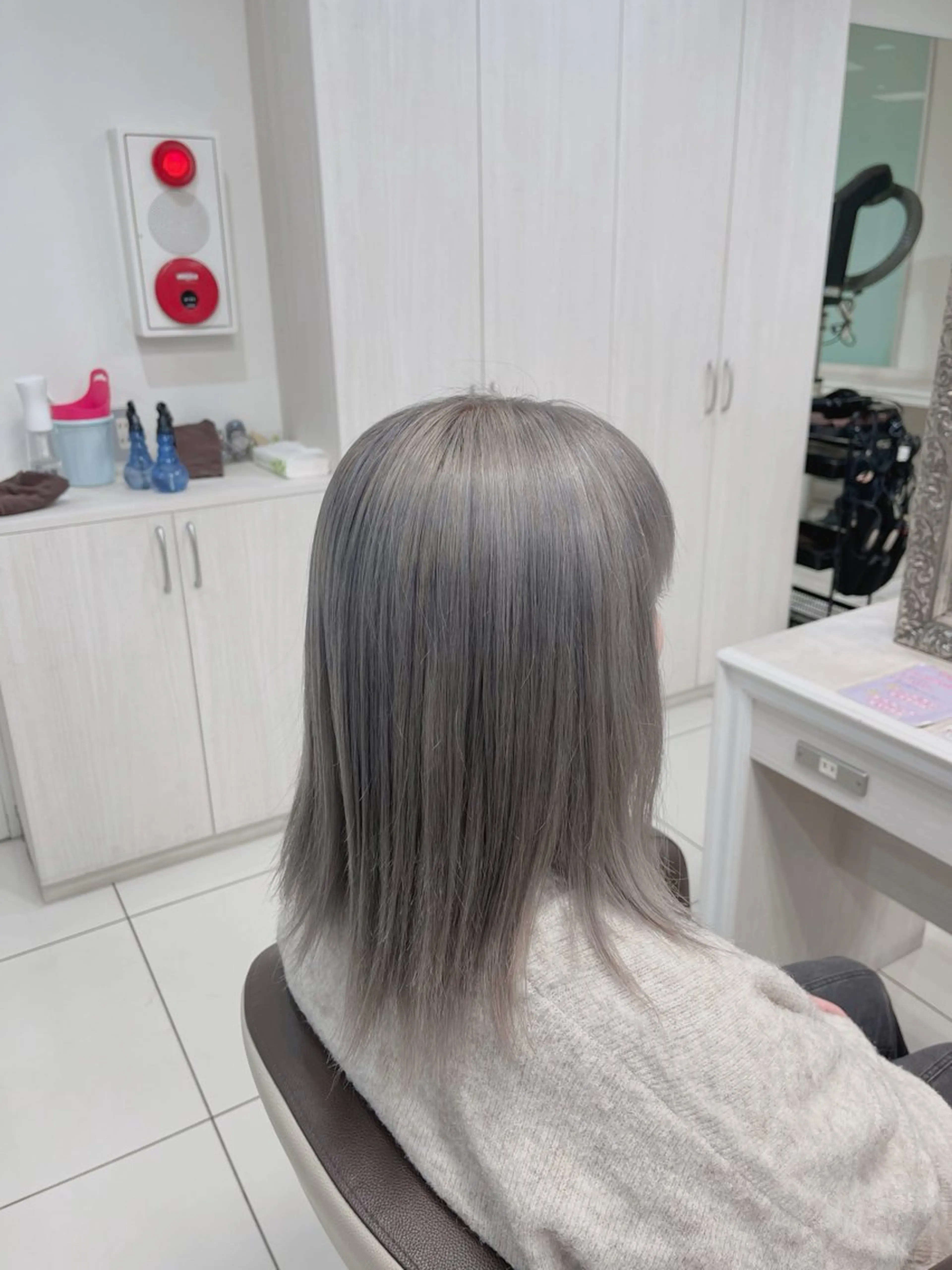 カラー 丸山 萌愛のヘアスタイル