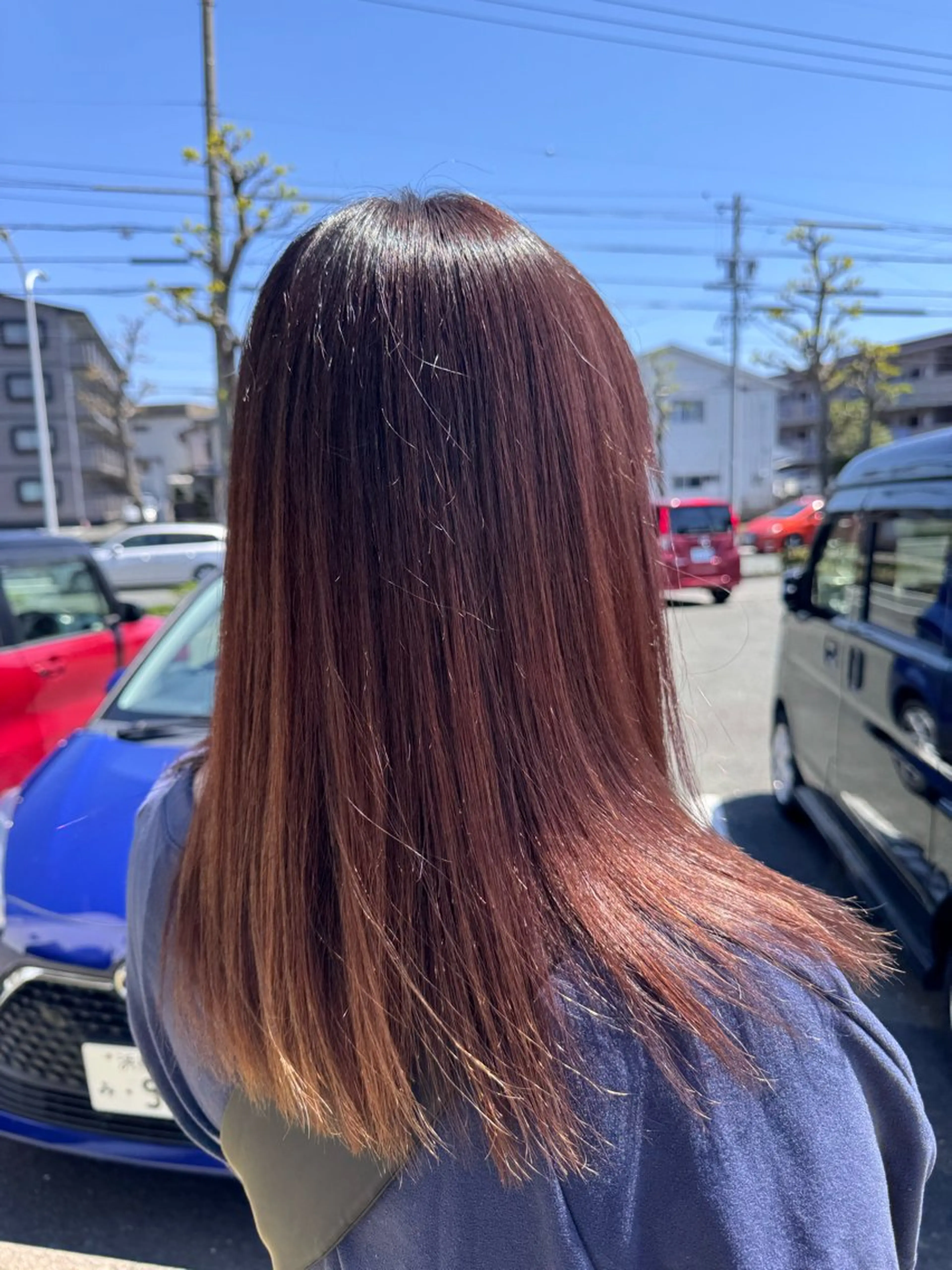 カラー 尾崎 由依のヘアスタイル