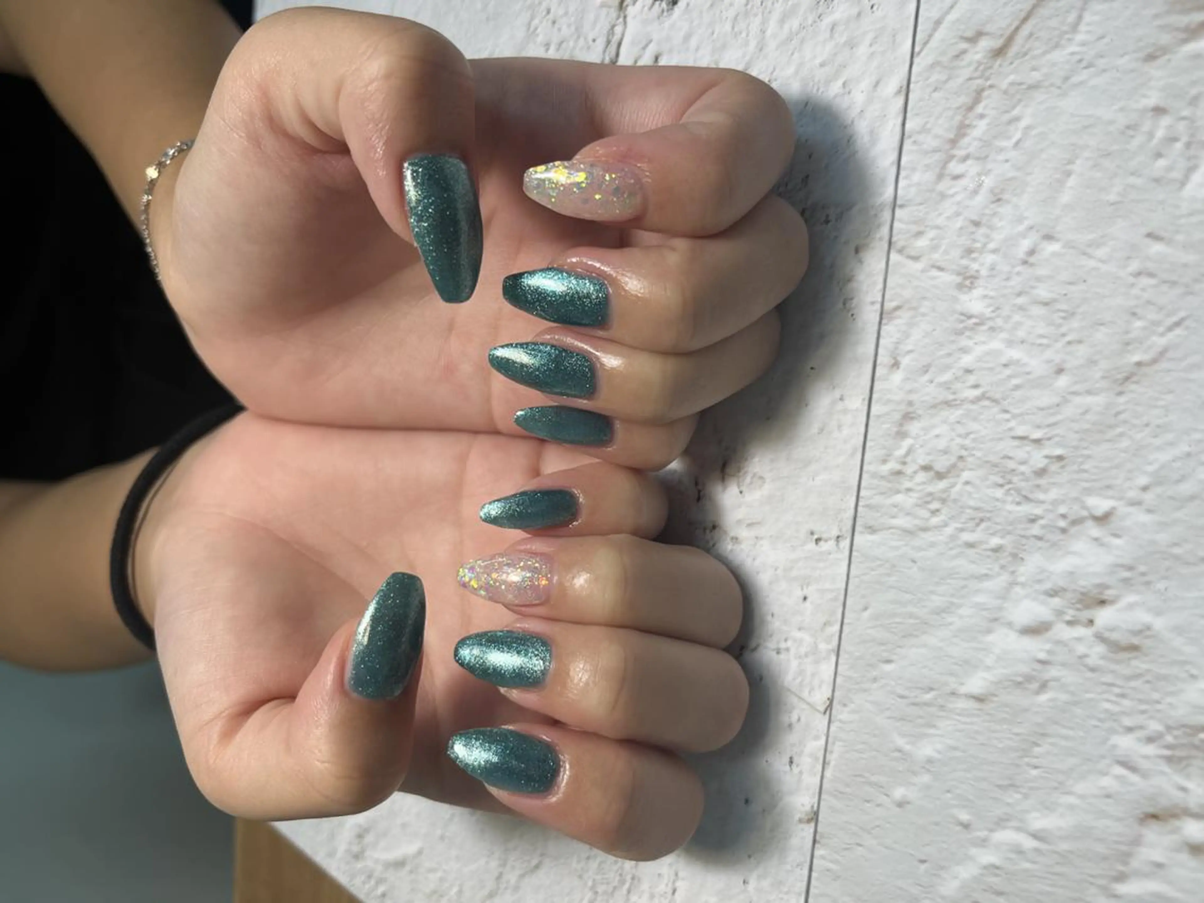 ネイル ラメ(グリッター) ワンカラーネイル 夏ネイル ハンドネイル 🩵atelier- 01 優奈🩵のネイルデザイン