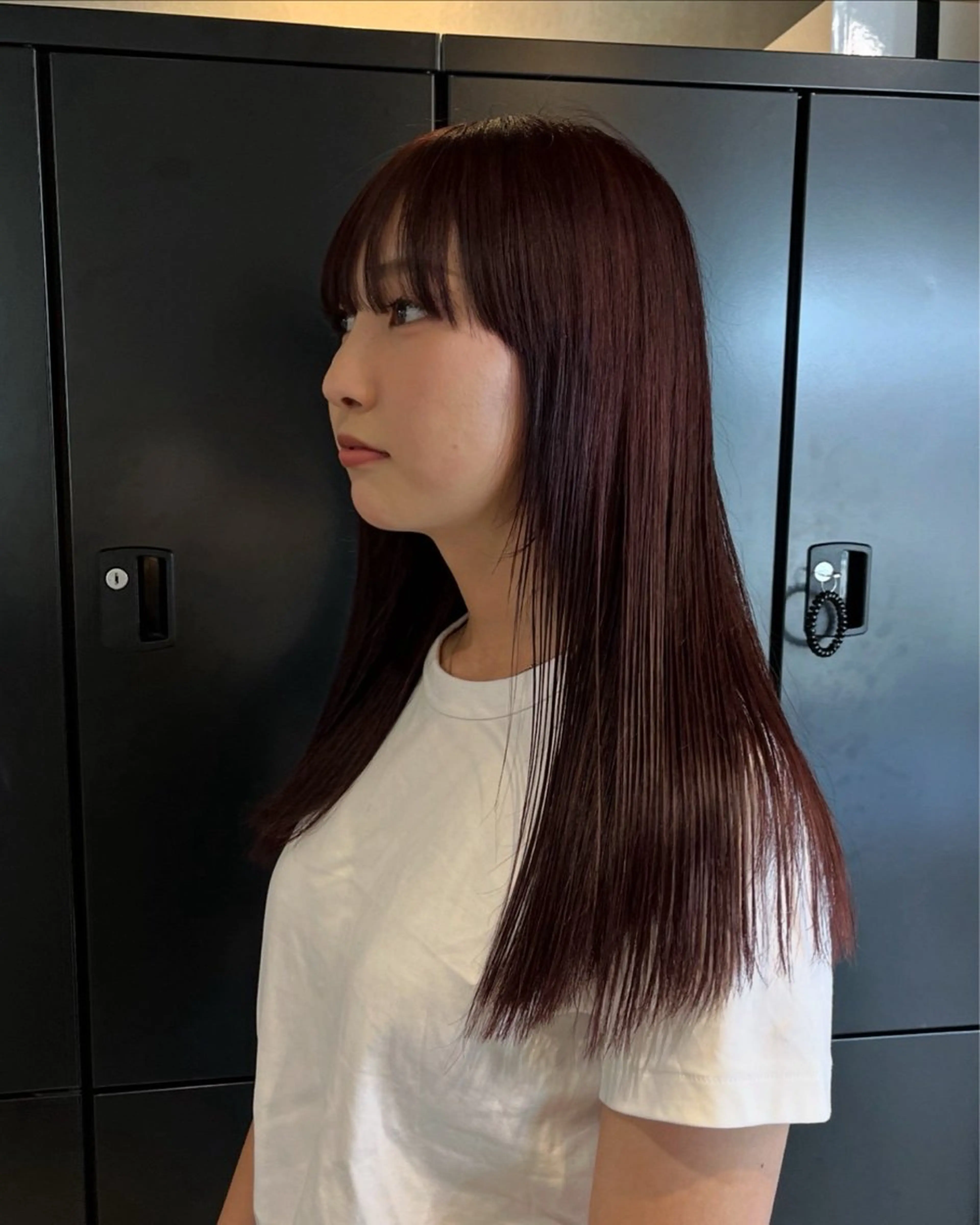 ロング カラー ヘアカラー 岡田 渚のヘアスタイル