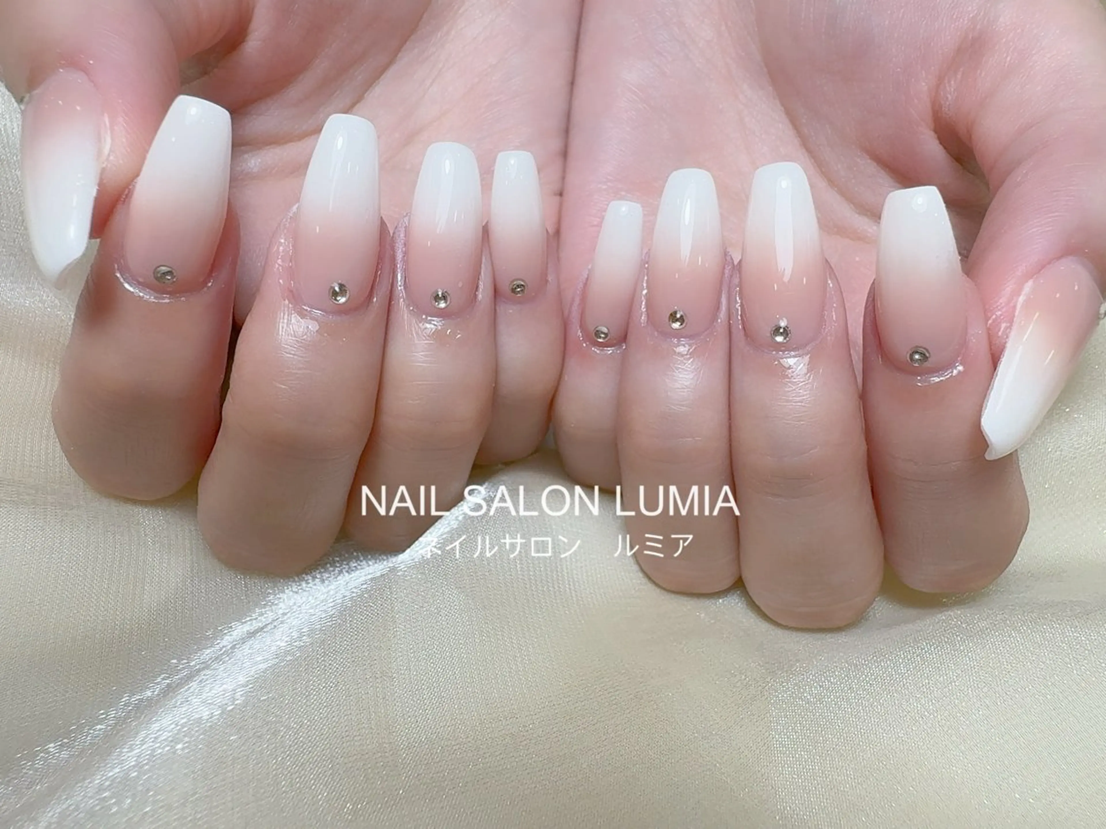 ネイル ハンドネイル ネイルサロン ルミア Lumia 店長のネイルデザイン