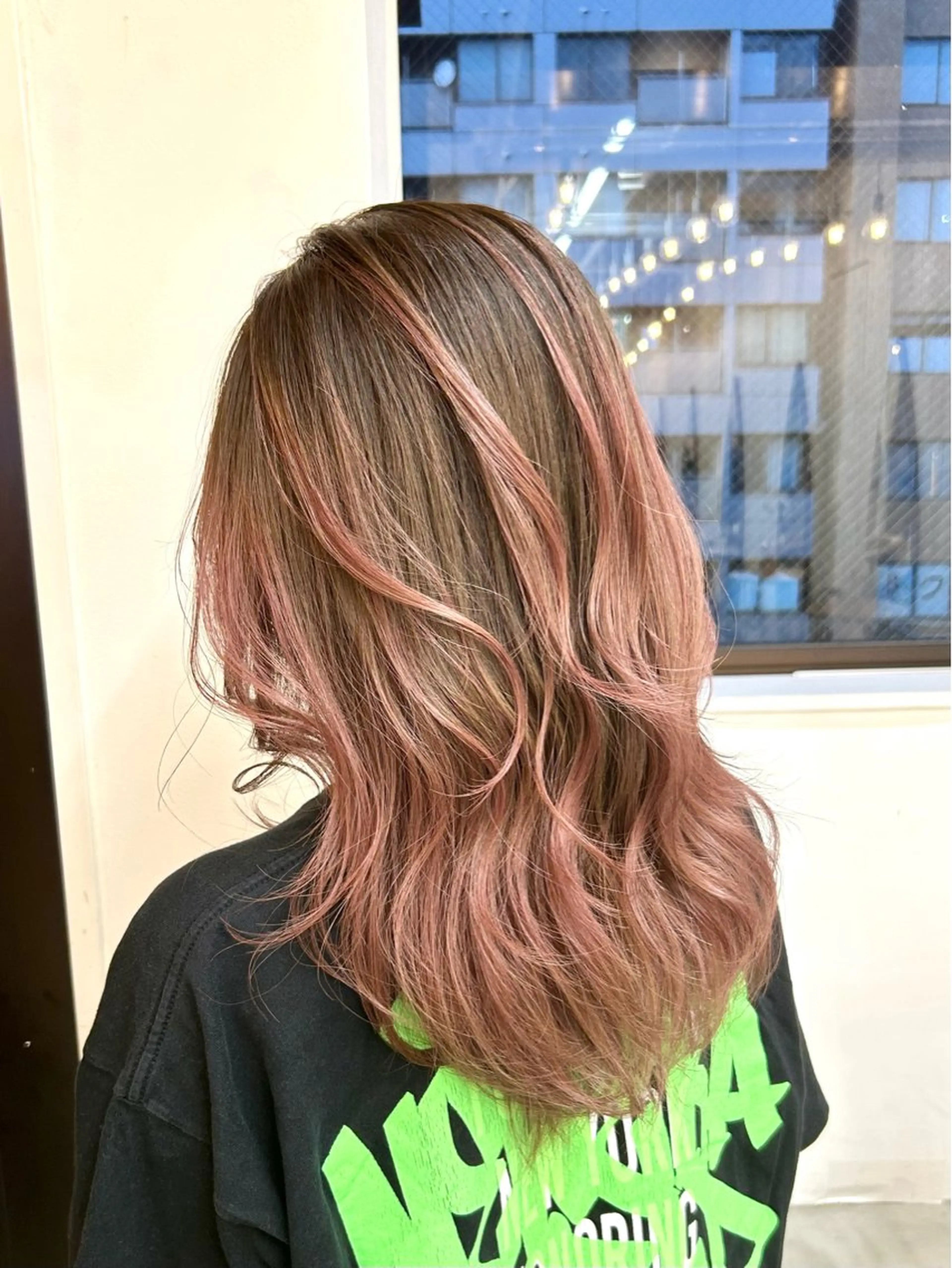 セミロング カット ヘアカラー トリートメント 🩵縮毛矯正/ブリー チ/髪質改善/いつかのヘアスタイル