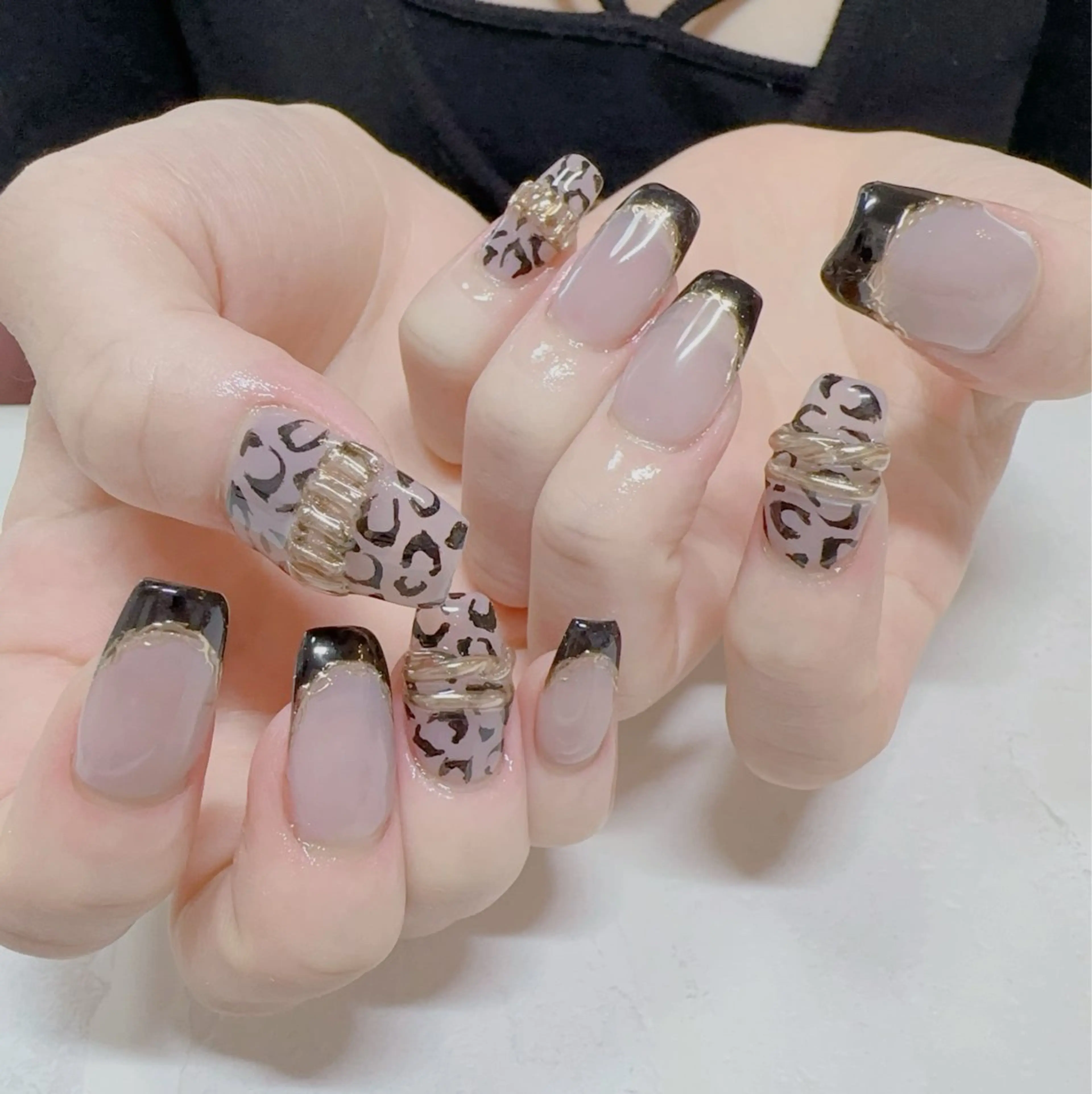 ネイル nail saron Aphrisのネイルデザイン