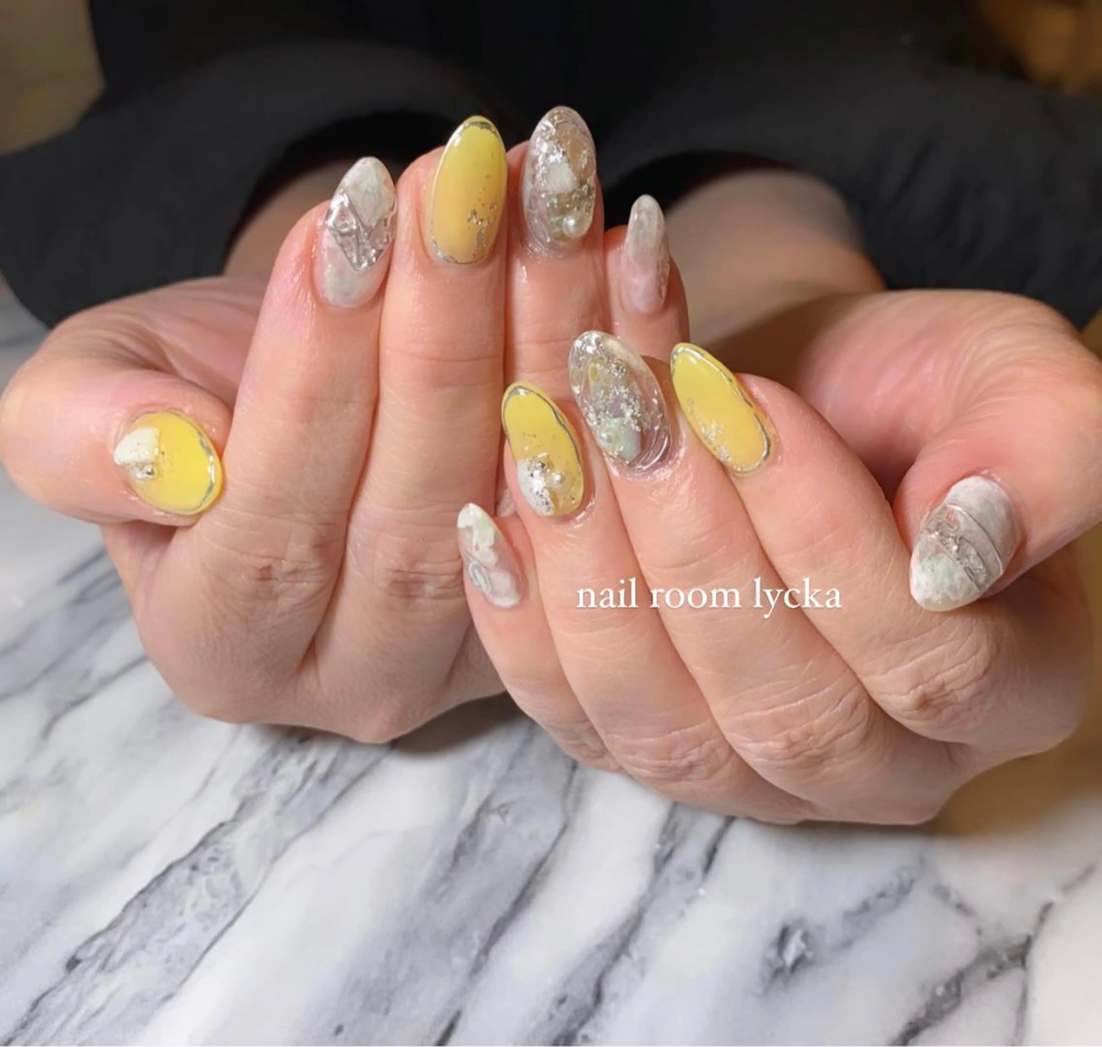 ネイル ﾈｲﾙﾙｰﾑﾘｯｶ 𝐦𝐚𝐲𝐮のネイルデザイン