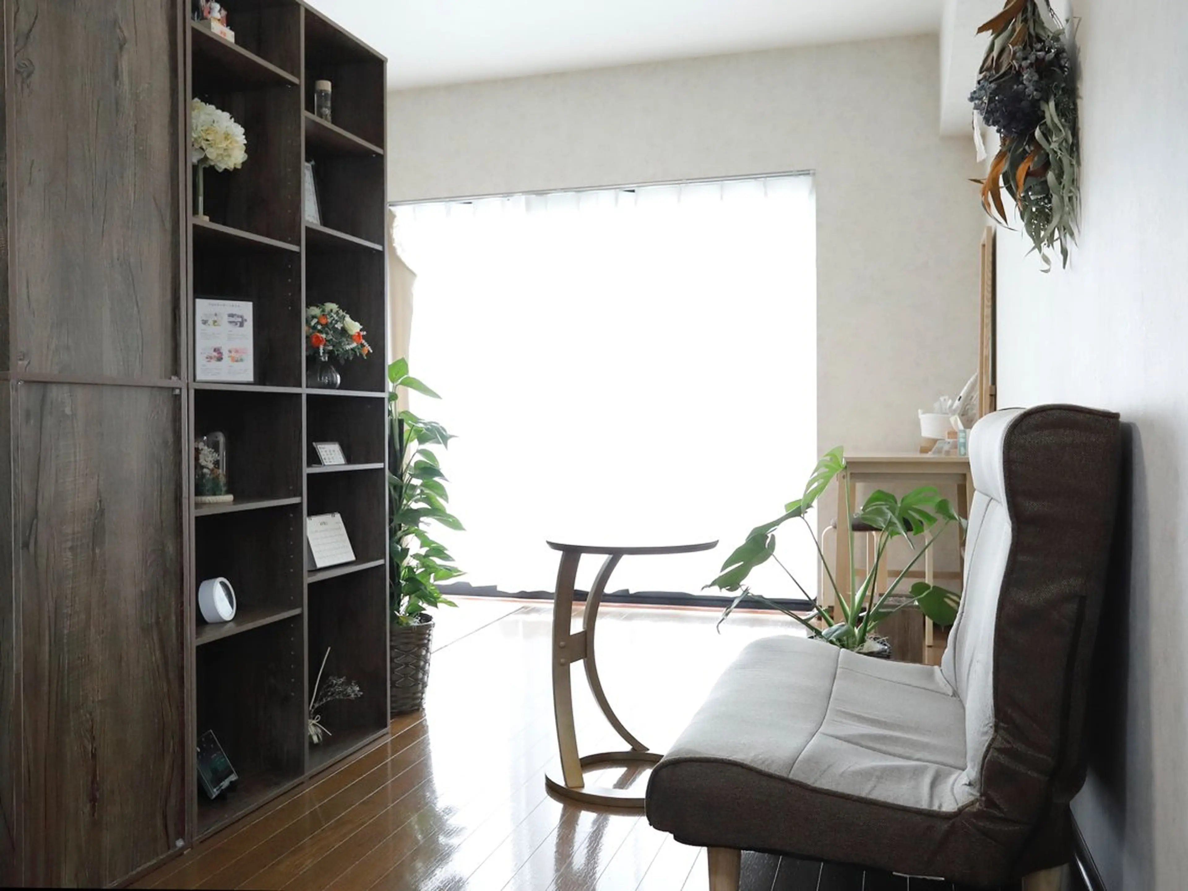 繰り返すニキビ・毛穴 ✨つくば肌質改善専門のエステ・リラクイメージ