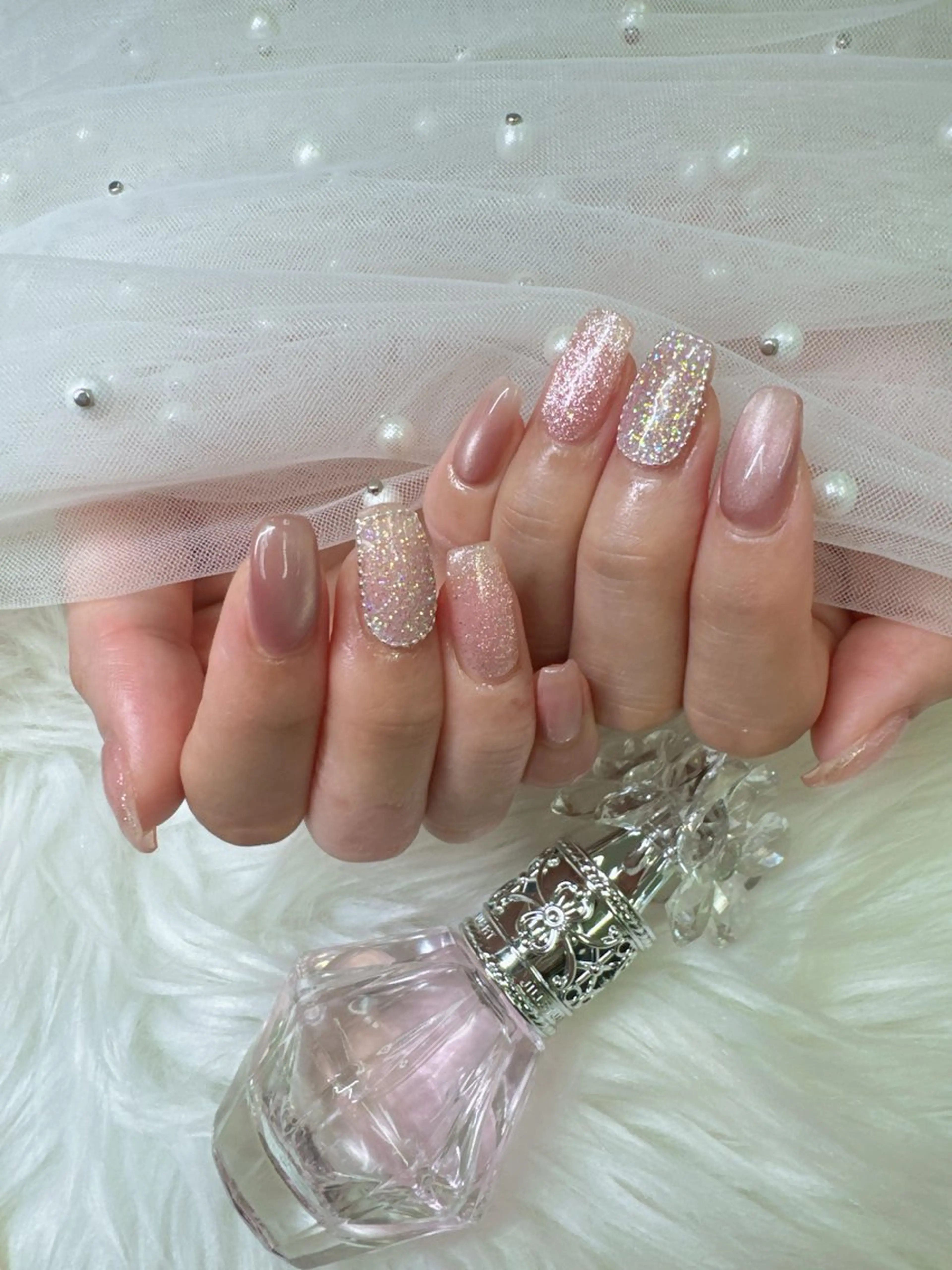 ネイル アートネイル べっ甲ネイル ボルドー チークネイル フレンチネイル ハンドネイル Queeens nailのネイルデザイン