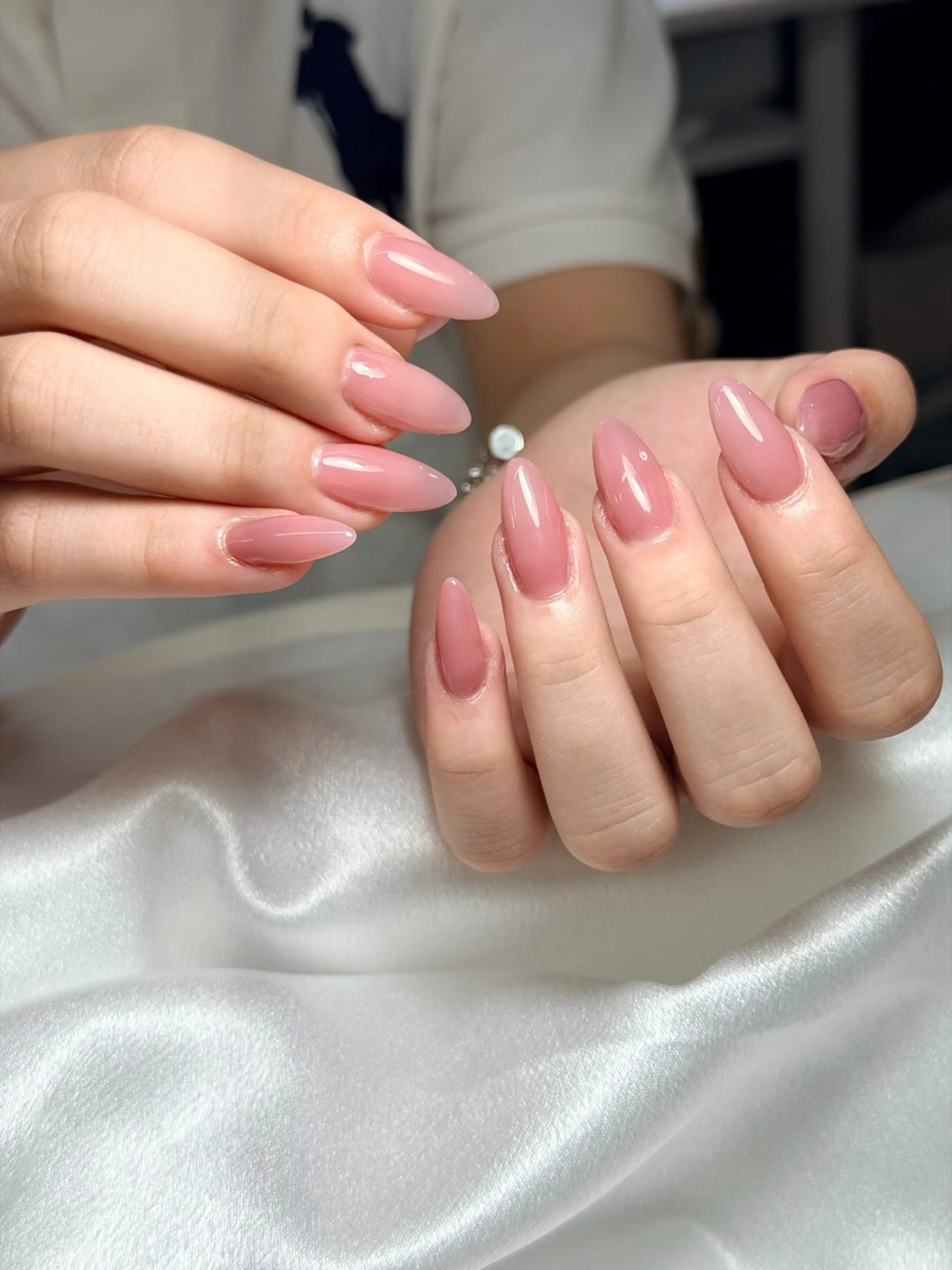 ネイル オーロラネイル ブルー チークネイル フットネイル フレンチネイル ハンドネイル GIN NAILのネイルデザイン