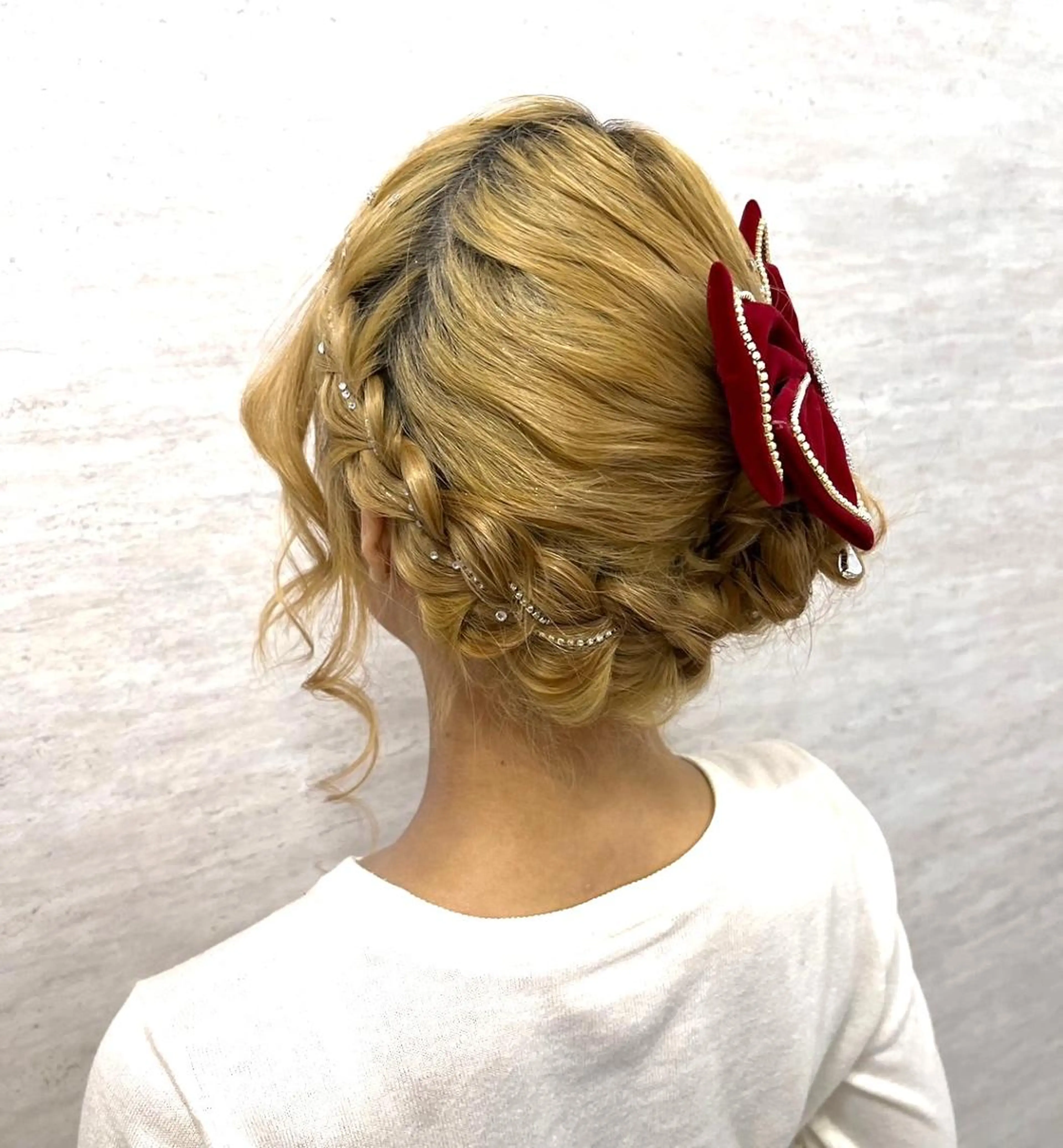 ヘアアレンジ 鈴木 芽香のマツエク・マツパデザイン