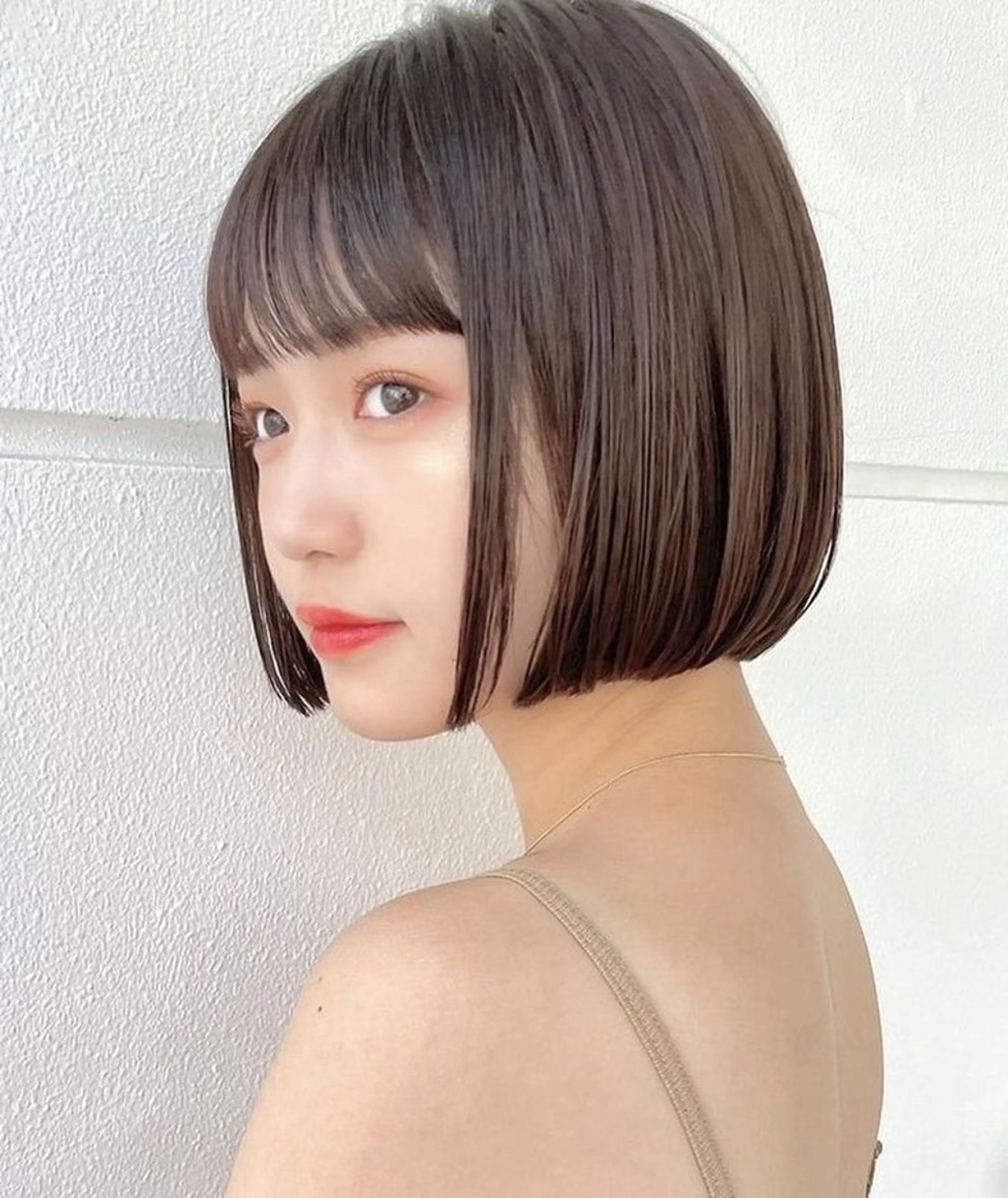 ミディアム 切りっぱなしボブ ボブ ブリーチなし/透明感 /ショート/大世のヘアスタイル