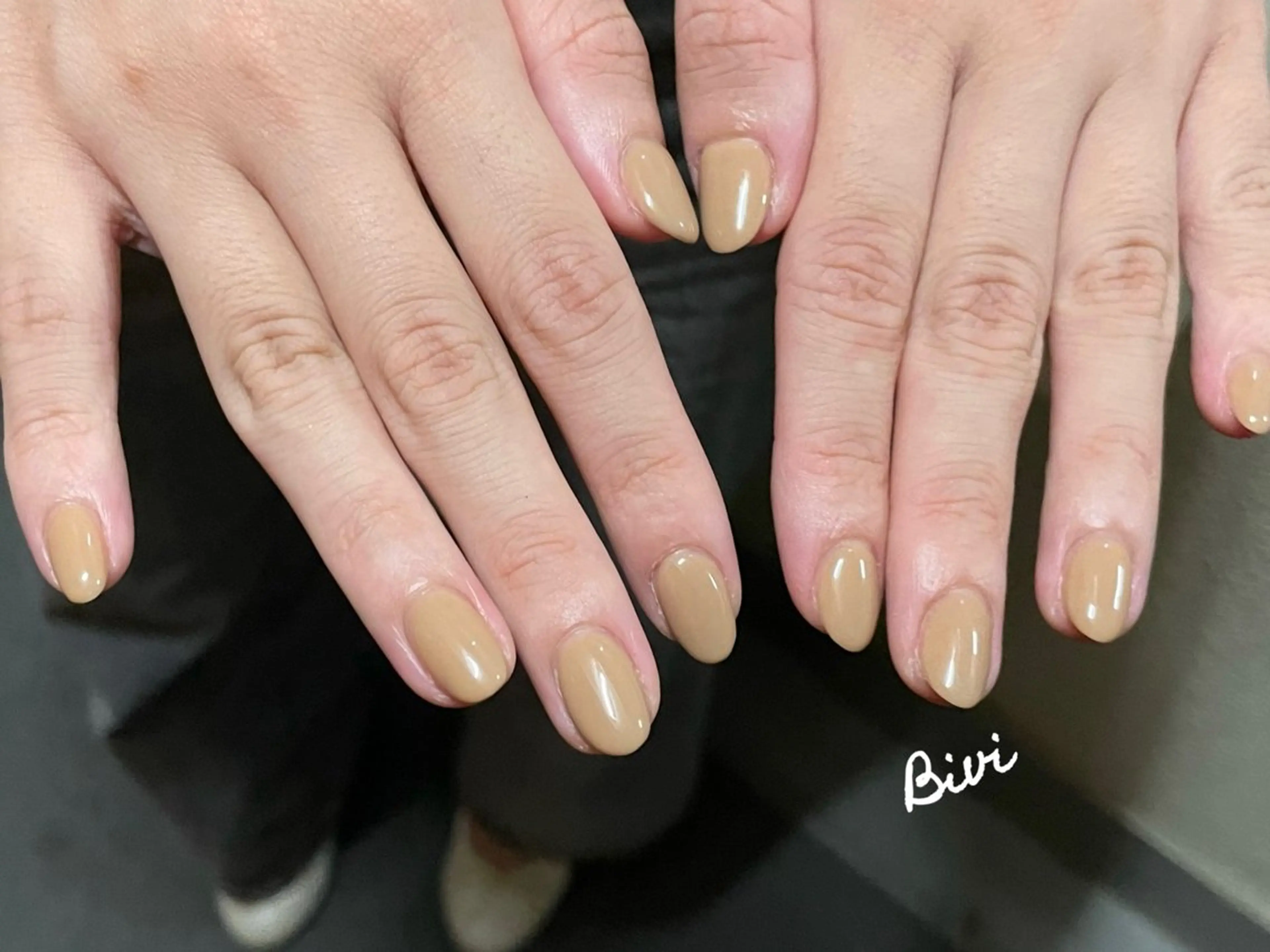 ネイル アートネイル フラッシュネイル ラメ(グリッター) シルバー スクエアネイル ♡Bivi♡自爪に 優しいネイルサロンのネイルデザイン