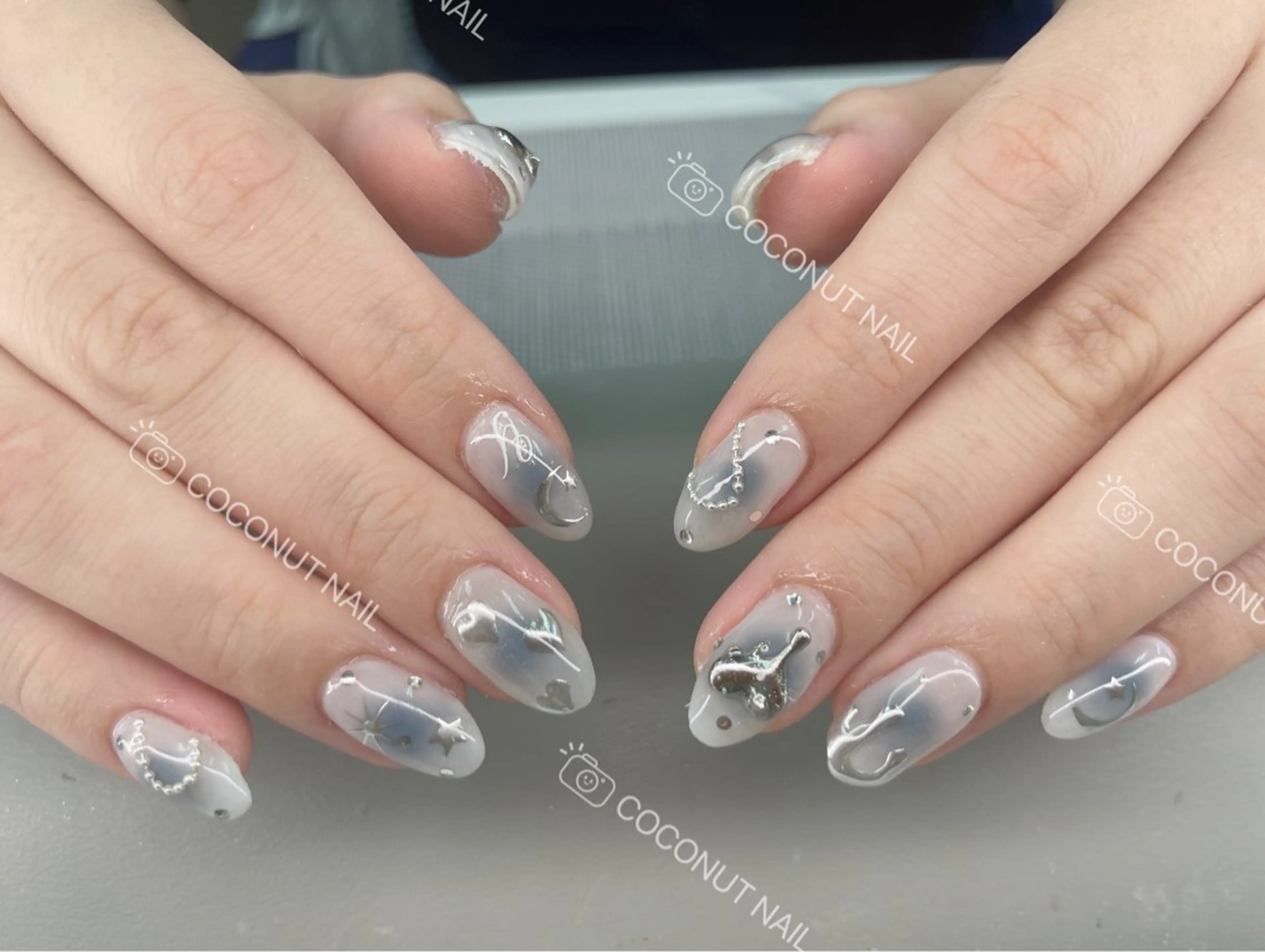 ネイル ハンドネイル 神田 ココナッツのネイルデザイン