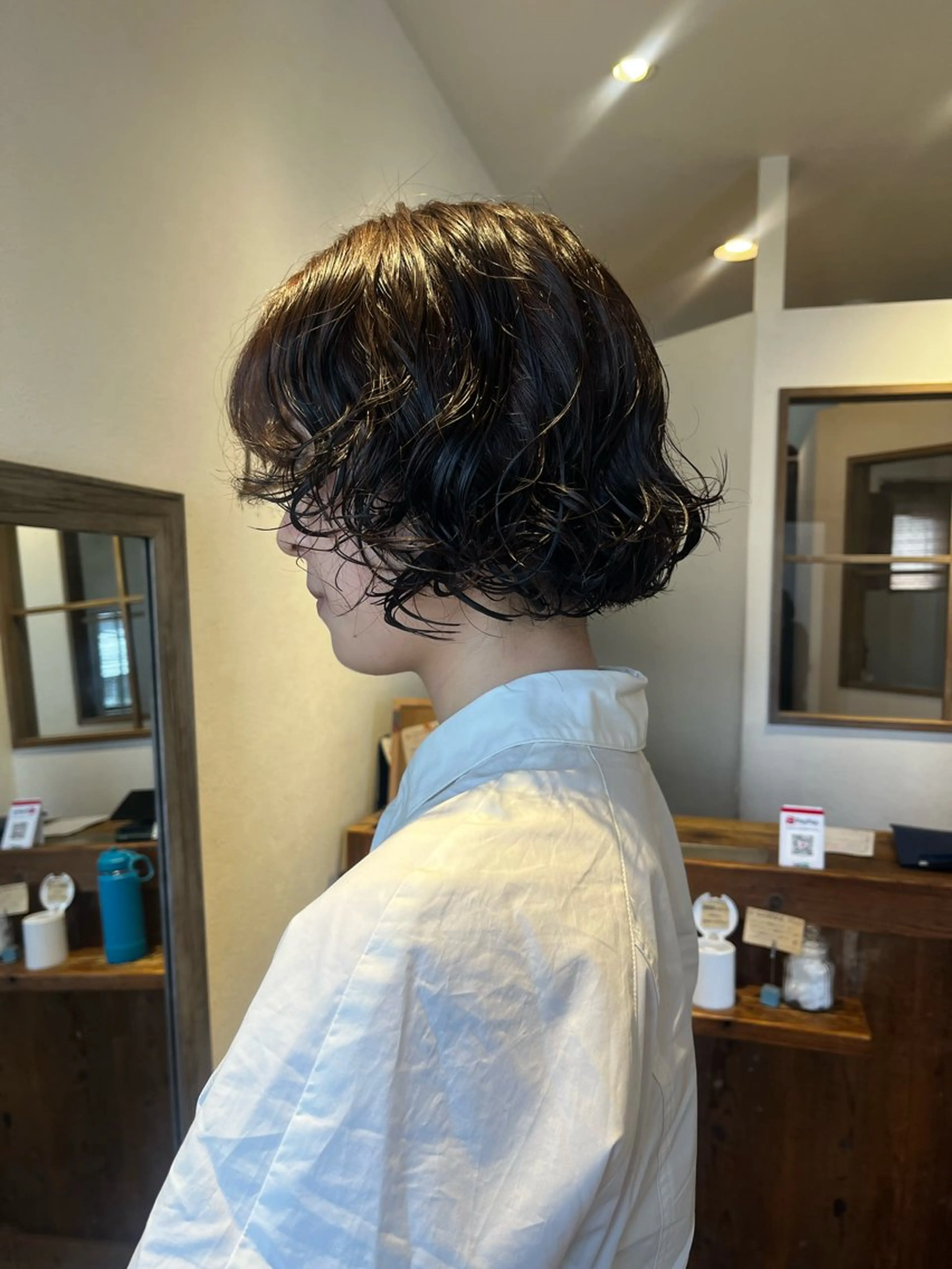 ショート カラー パーマ 透明感カラー カット ヘアカラー パーマ トリートメント 上品な暖色/丸みボブ Chie🪷のヘアスタイル