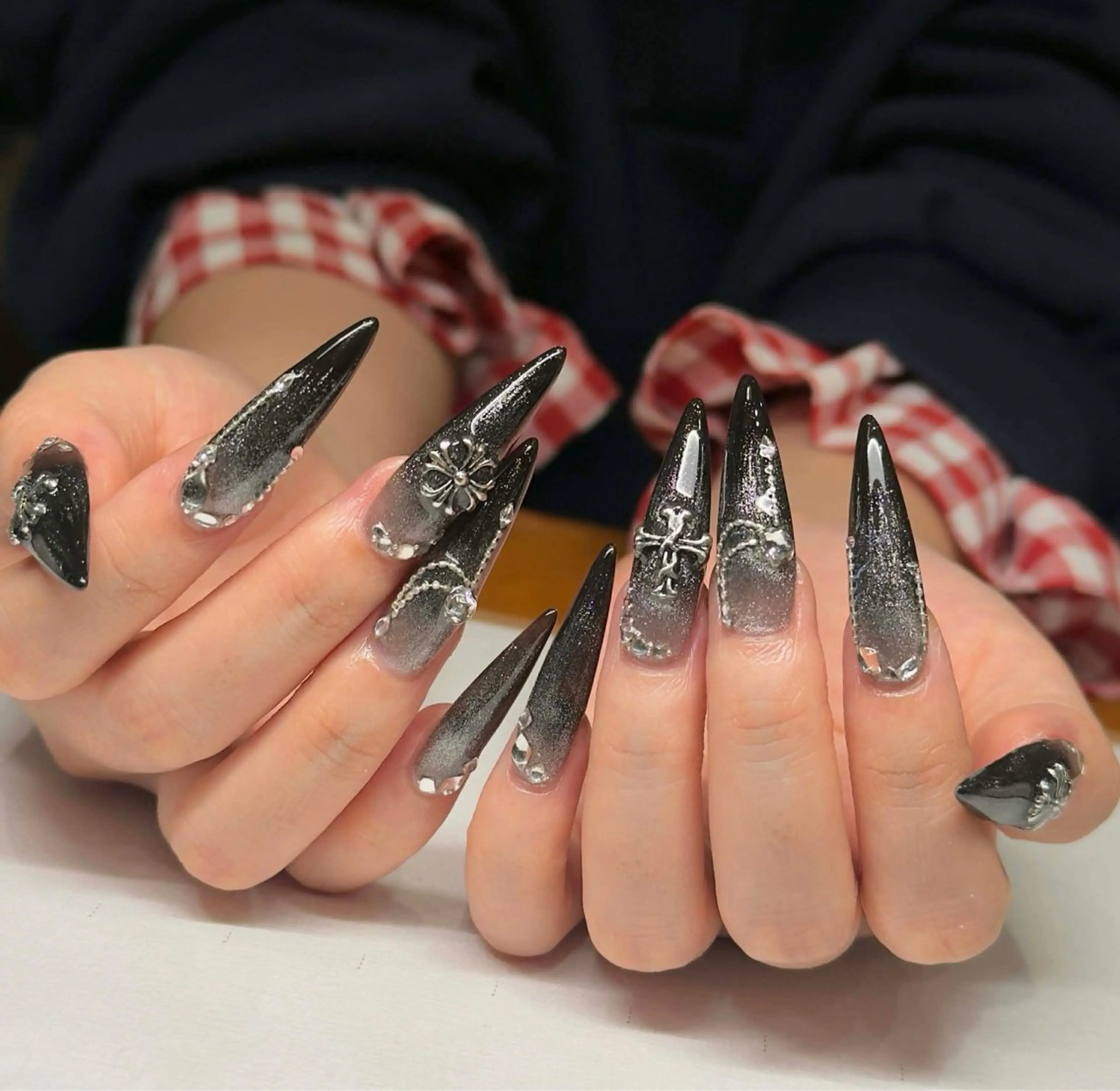 ネイル オーロラネイル ブルー チークネイル フットネイル フレンチネイル ハンドネイル REI レイのネイルデザイン