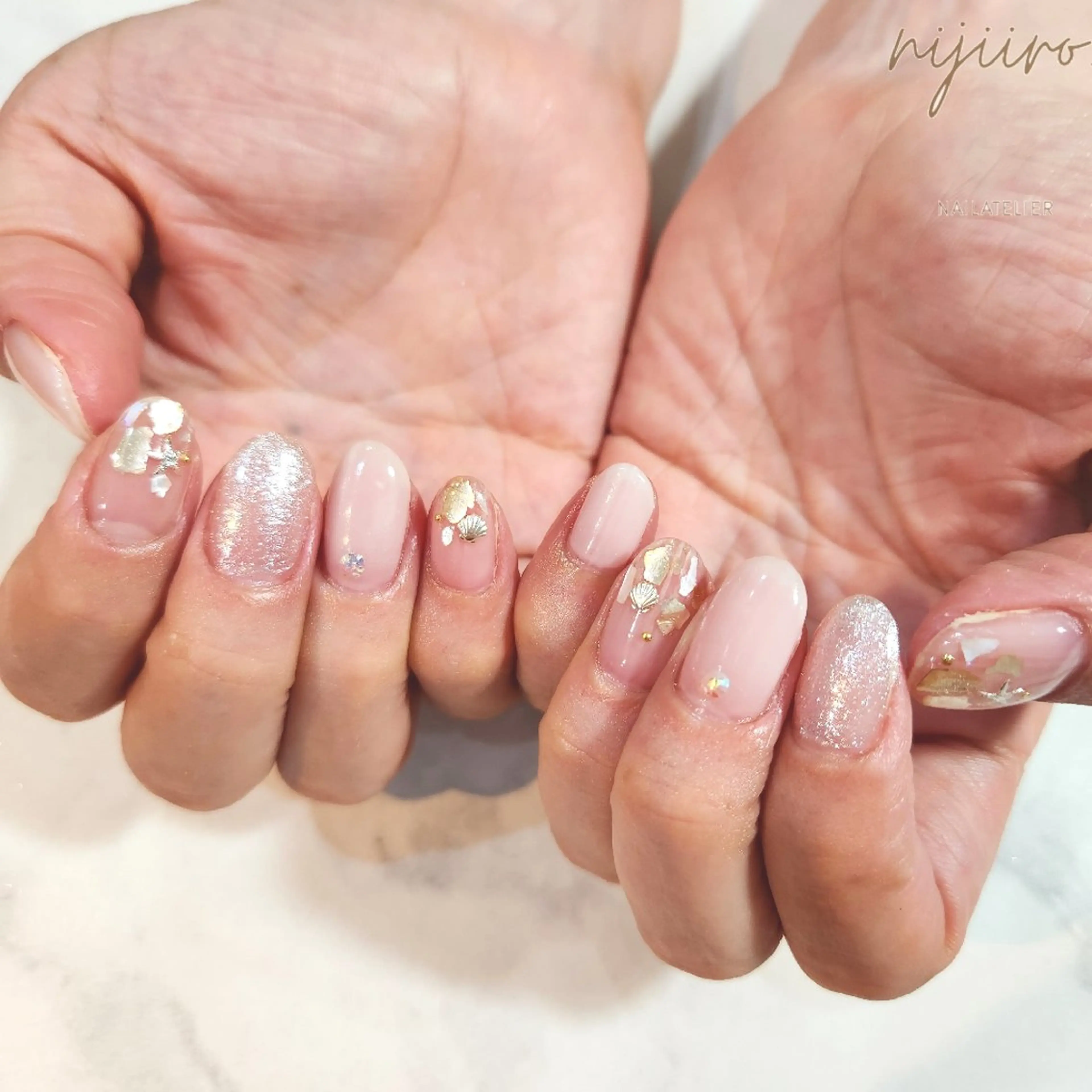 ネイル ハンドネイル nijiiro🌈 サトウのネイルデザイン
