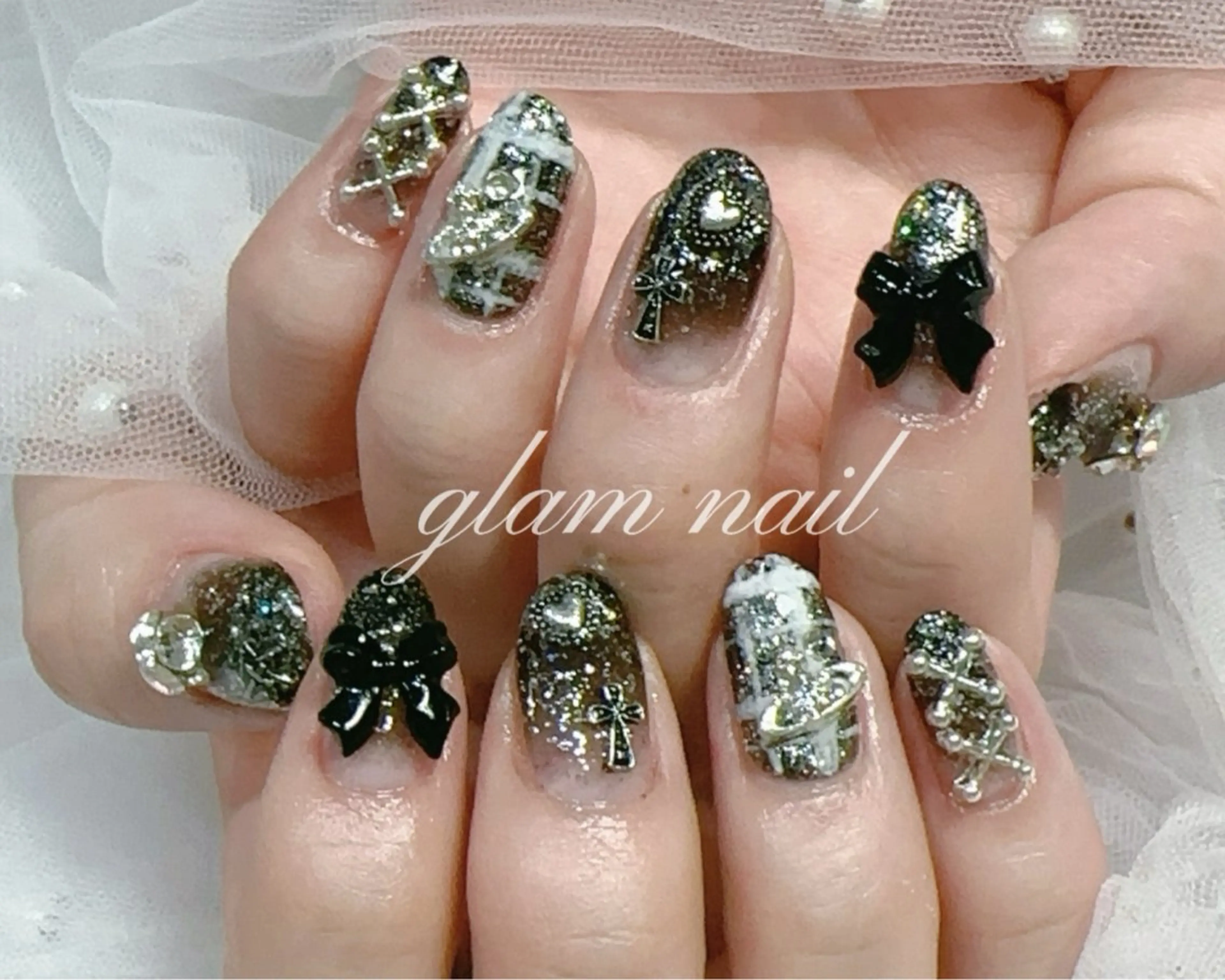 ネイル ハンドネイル エツメ💅 長さだし🎀デザインのネイルデザイン