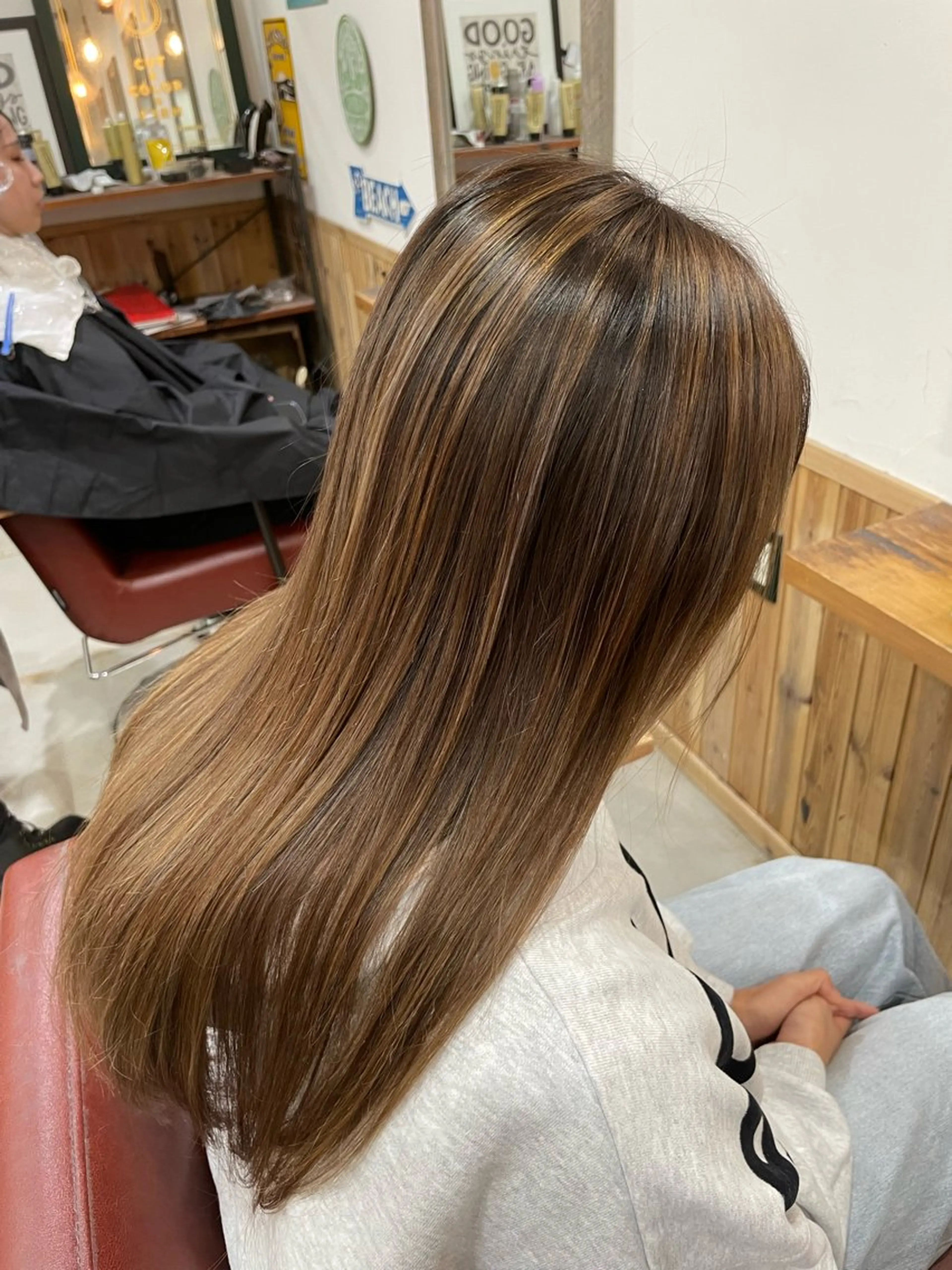 ロング カラー バレイヤージュ レイヤーカット Wカラーレイヤーカ ット⚡️CHIAKIのヘアスタイル