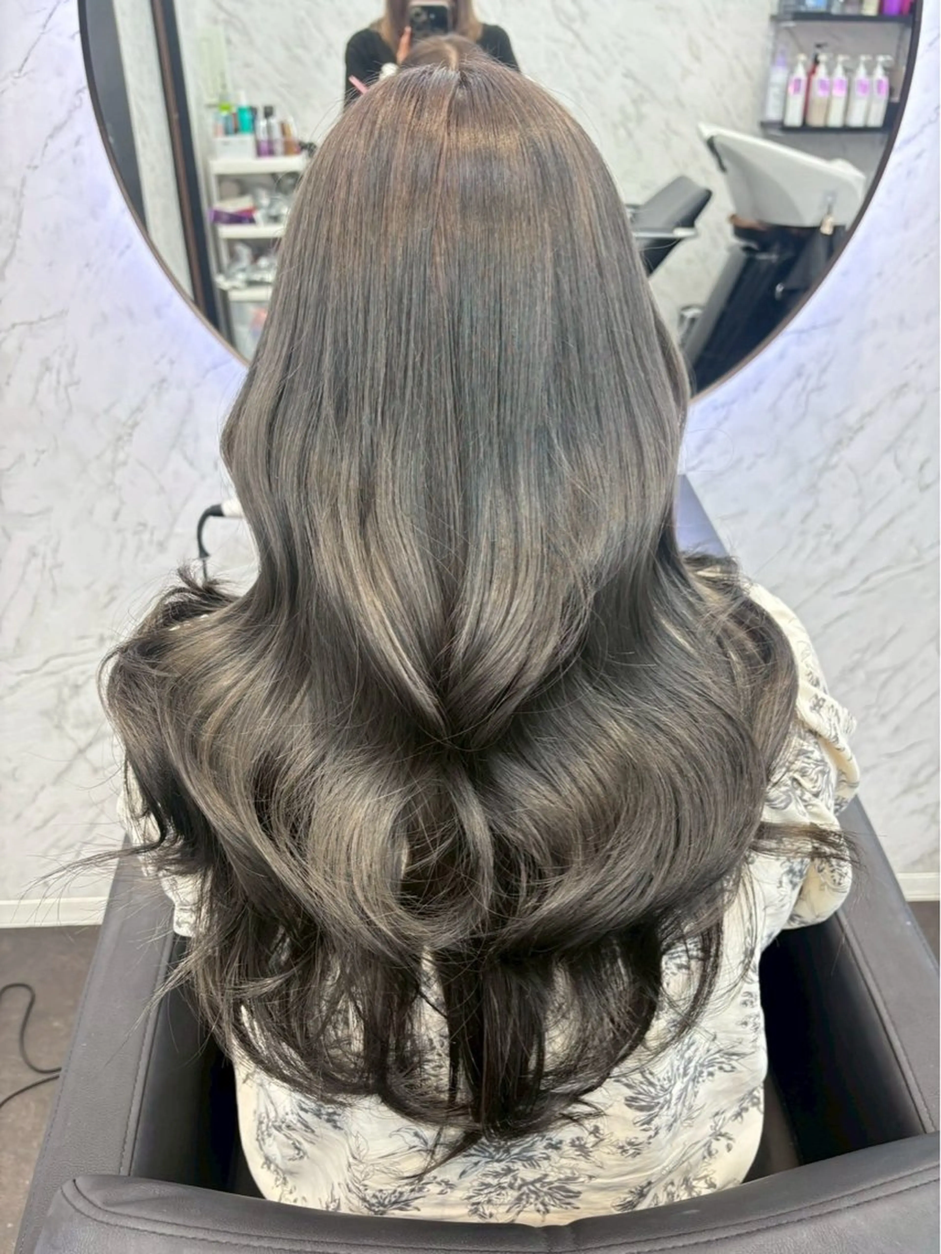 カラー ⋆✦ Leon カット¥1100のヘアスタイル