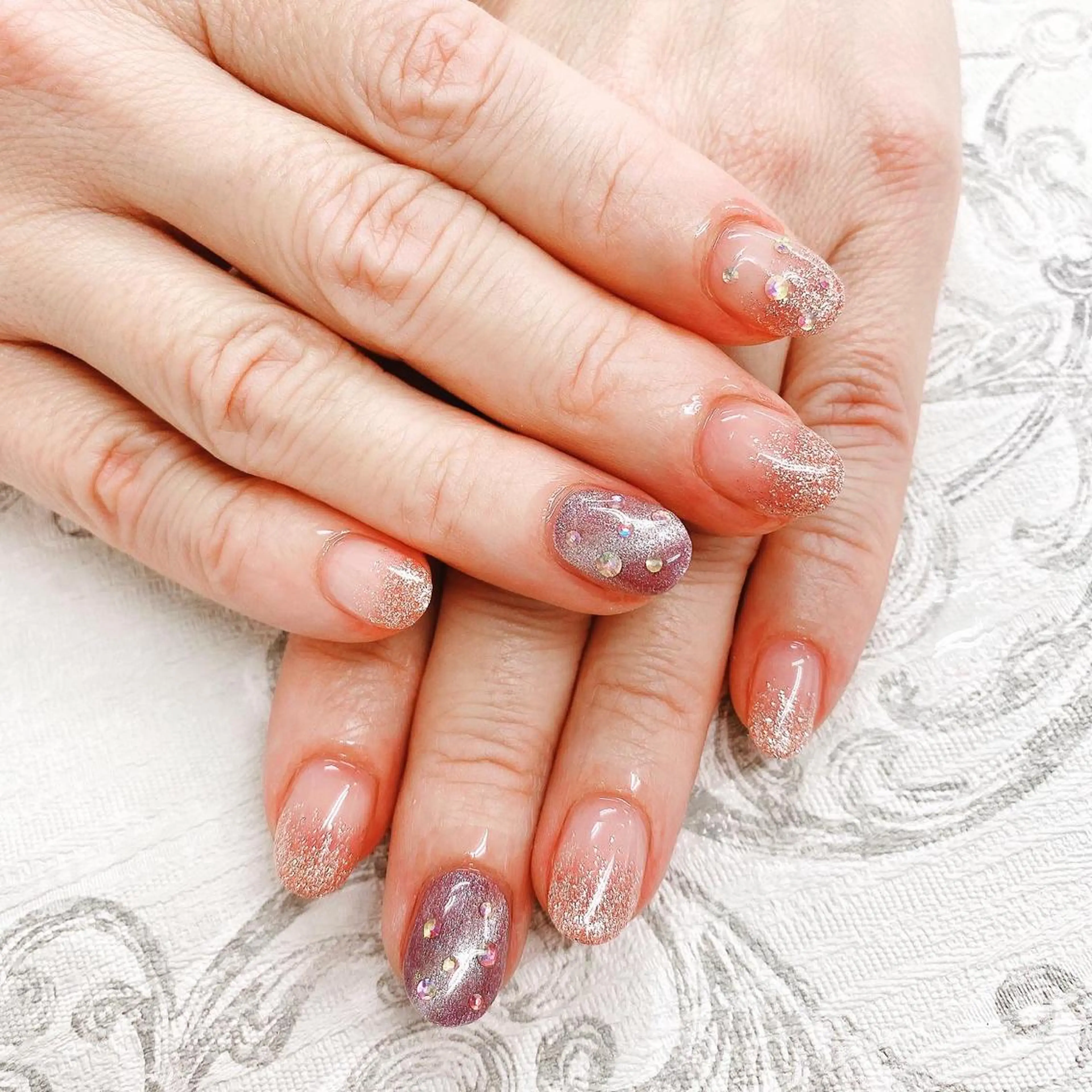 ネイル ゴージャス キラキラネイル シンプルネイル N._._. clawのネイルデザイン