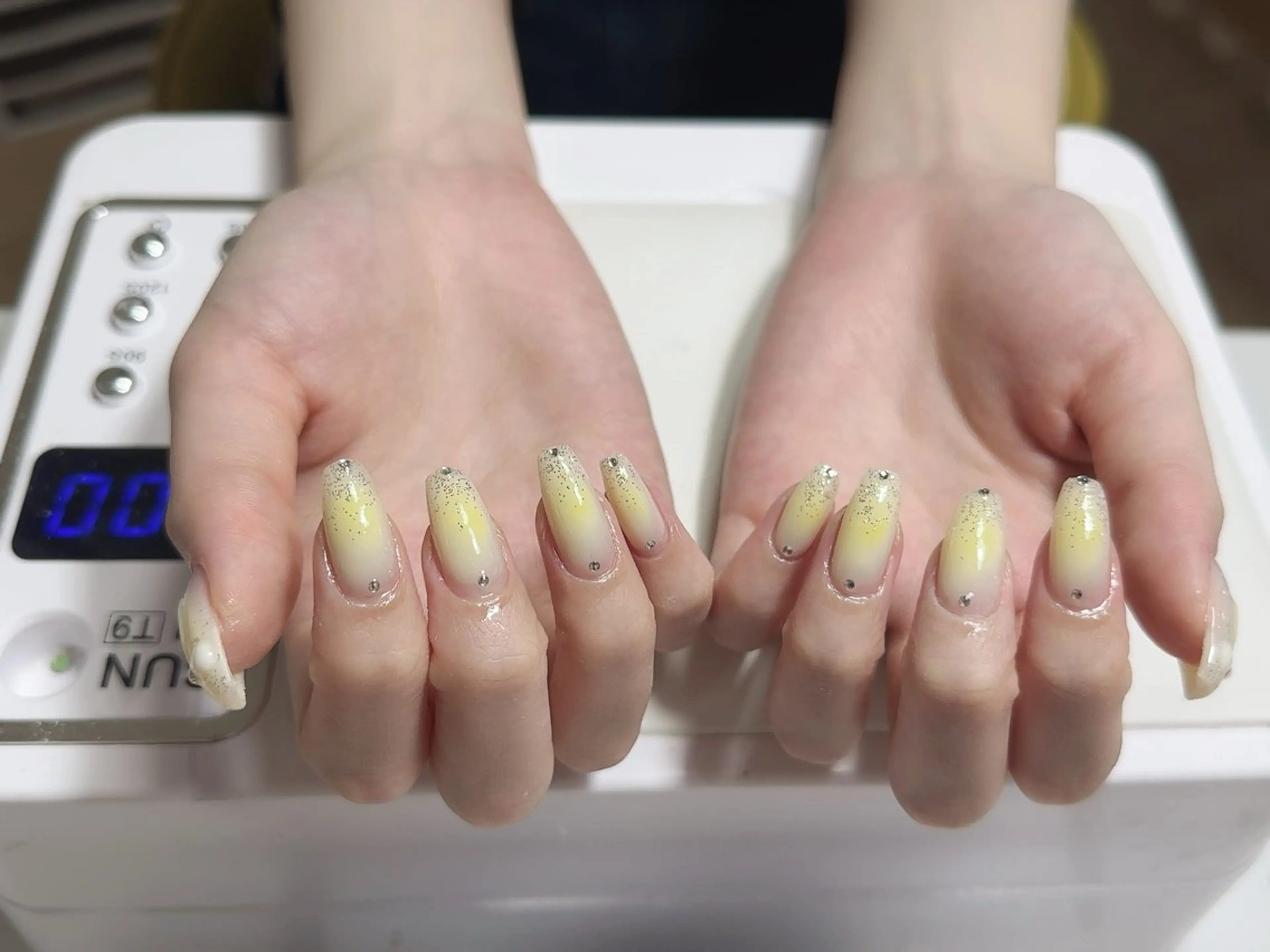 ネイル ハンドネイル NAIL CIRCLESのネイルデザイン