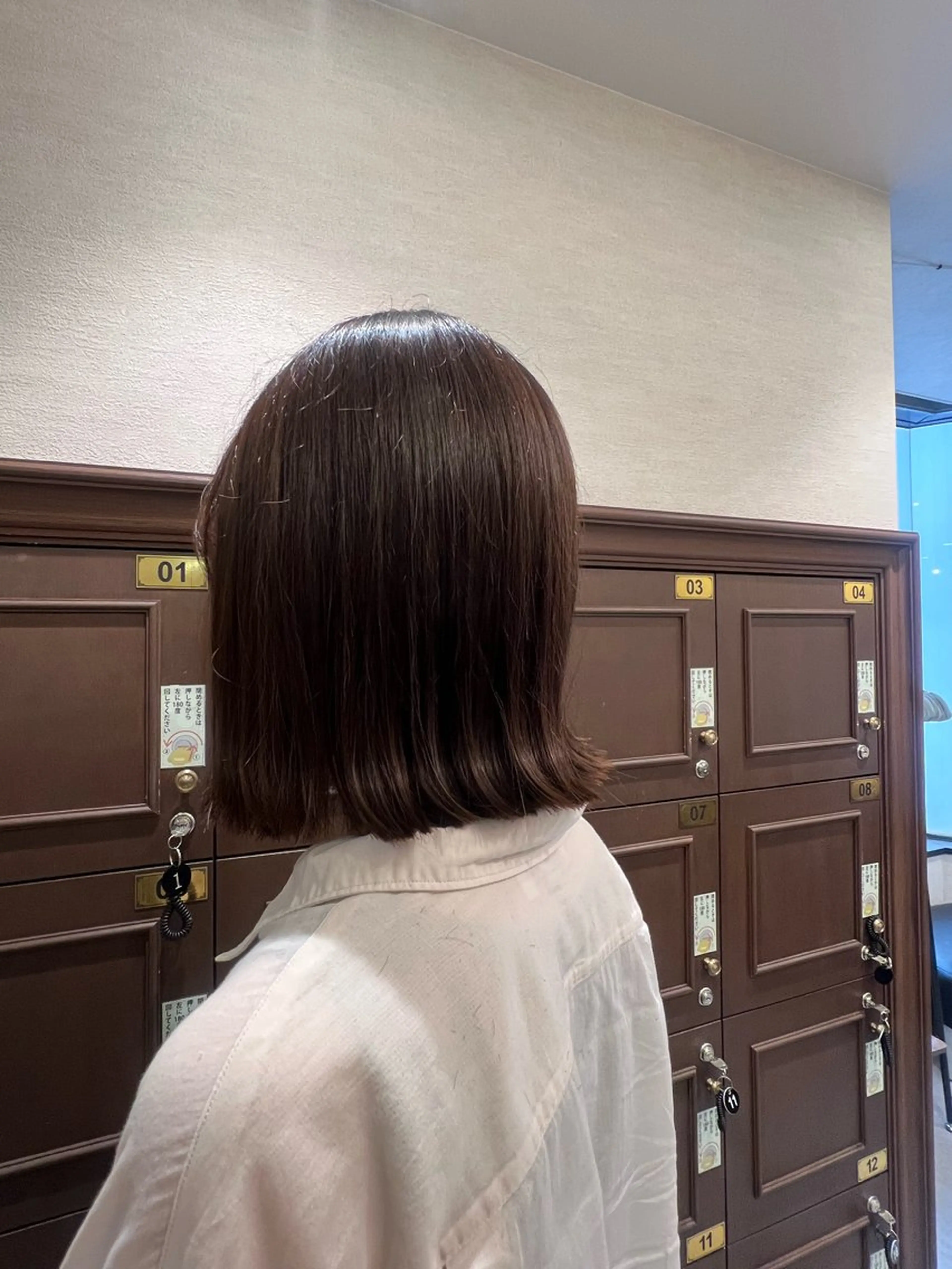 ミディアム ボブ 外ハネヘア 栗原 波輝のヘアスタイル