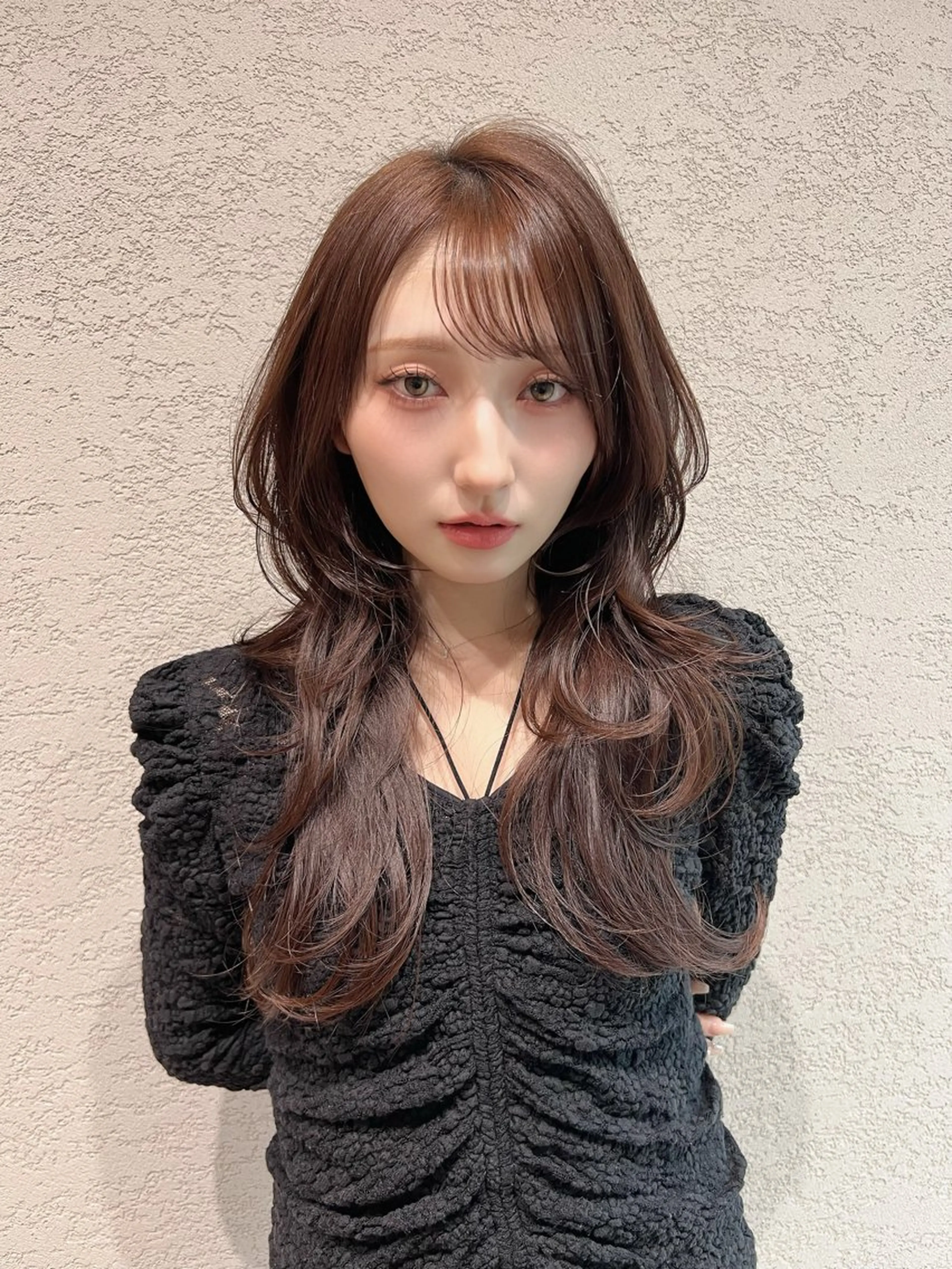セミロング カラー 興津/韓国レイヤー ダブルカラー美髪縮毛のヘアスタイル