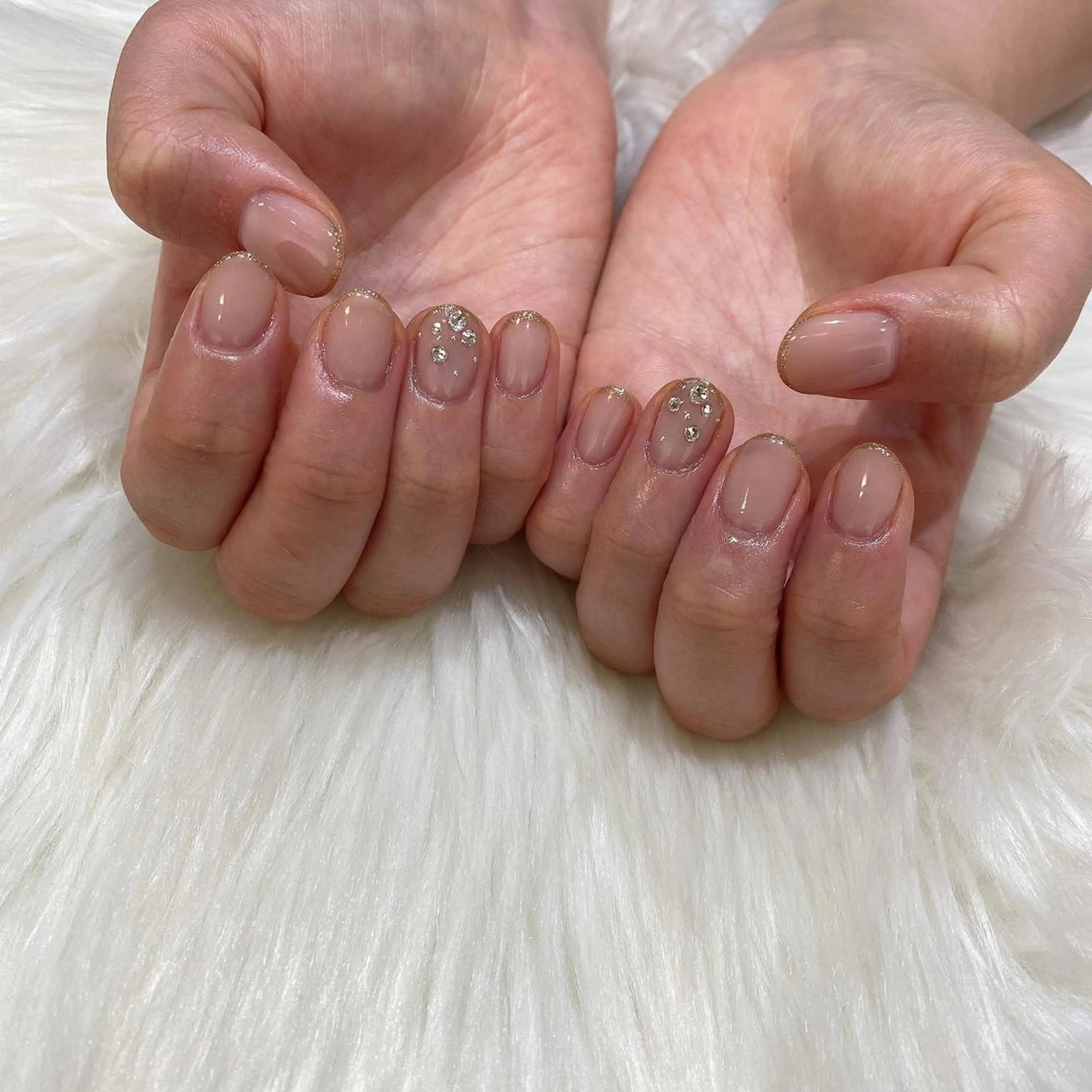 ネイル ハンドネイル 西岡 杏のネイルデザイン