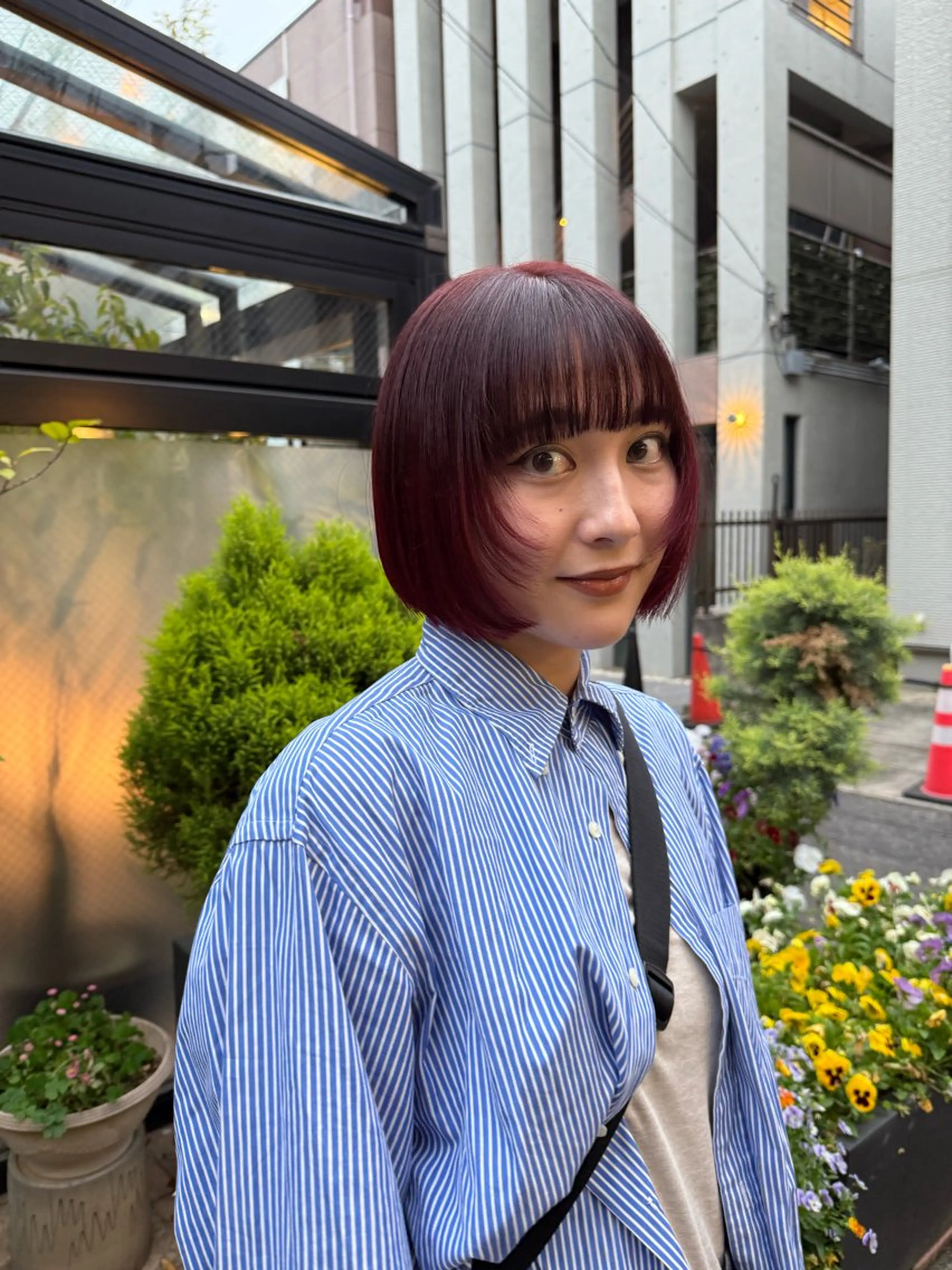 ショート カラー ミルクティー× グレージュMOMOのヘアスタイル