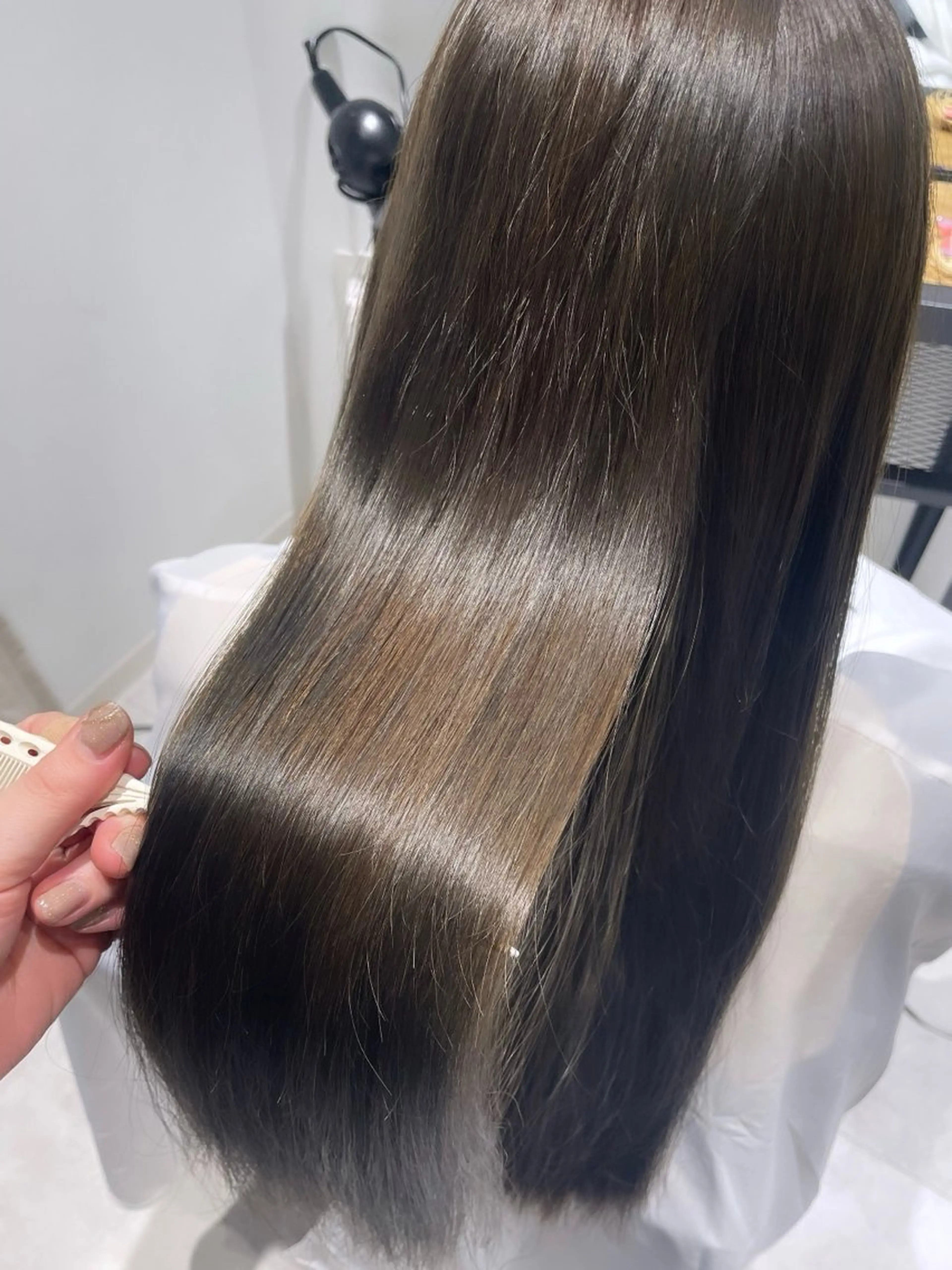 ロング イヌマル アユ / Fier umedaのヘアスタイル