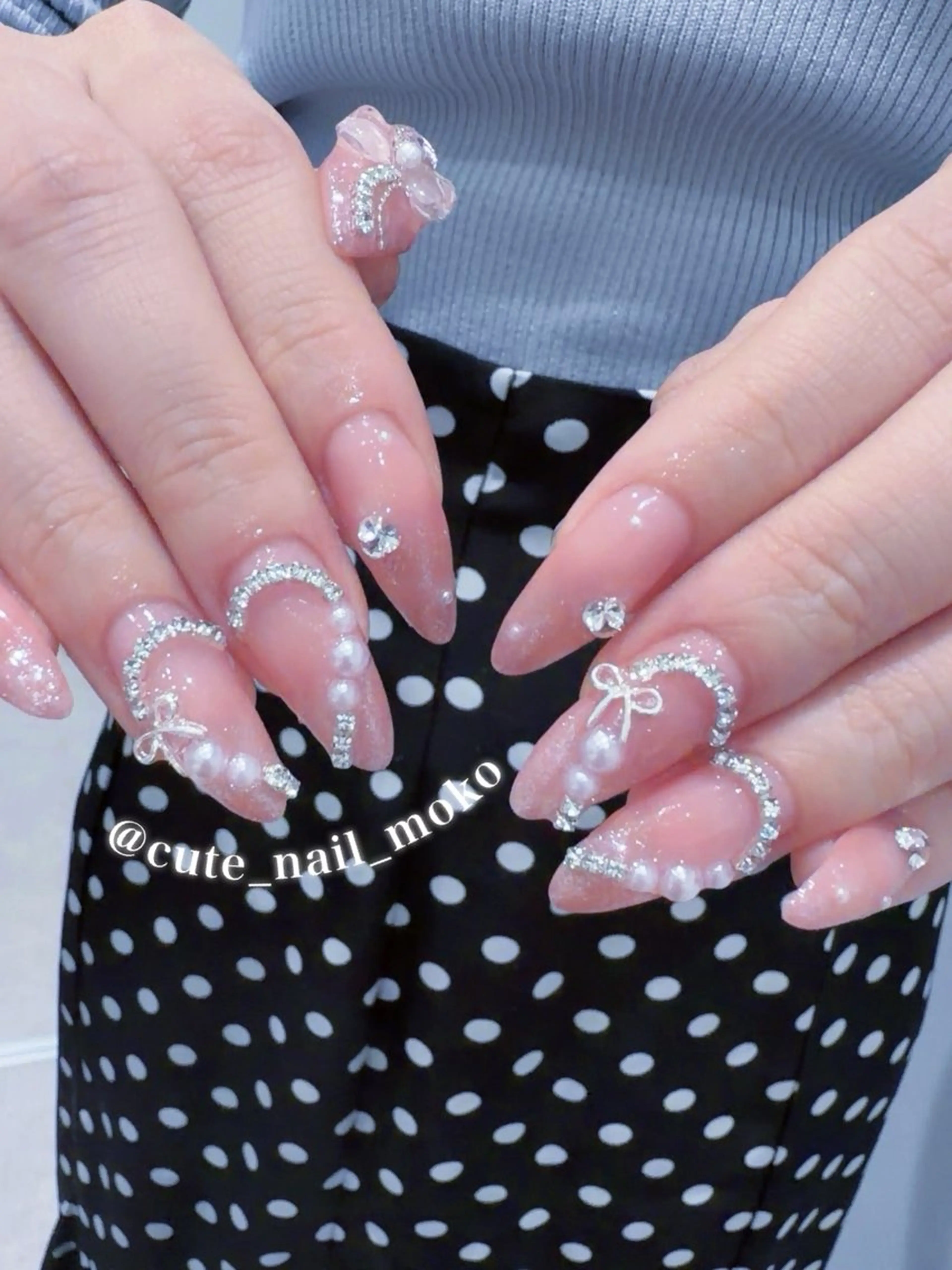 ネイル ハンドネイル GO TODAY SHAiRE SALON原宿 Liber所属・️🫧もこ 艶感ネイル🫧のネイルデザイン