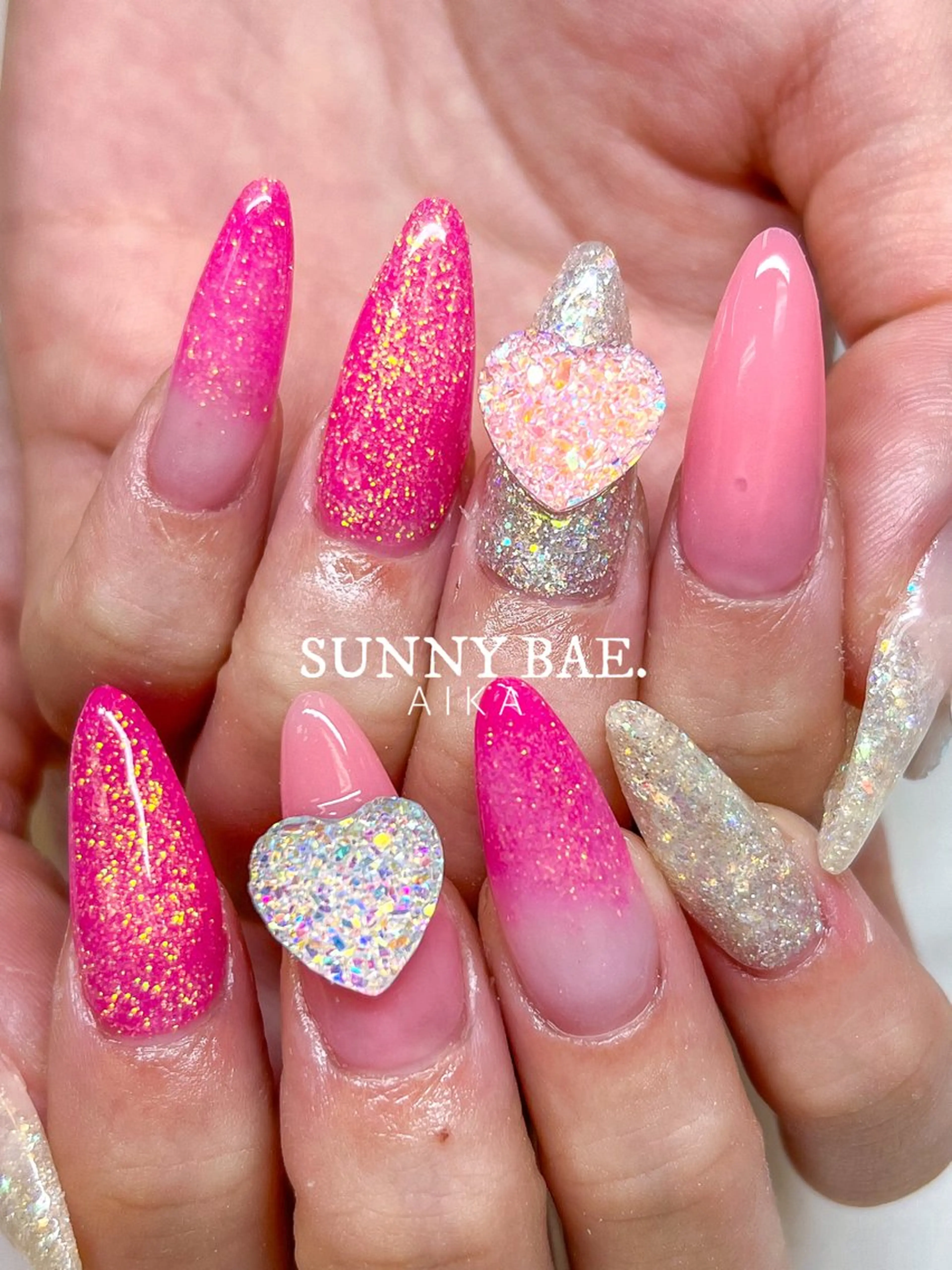 ロング ネイル ロング アートネイル ジェルネイル キラキラネイル ロングネイル Made By AIKAのネイルデザイン