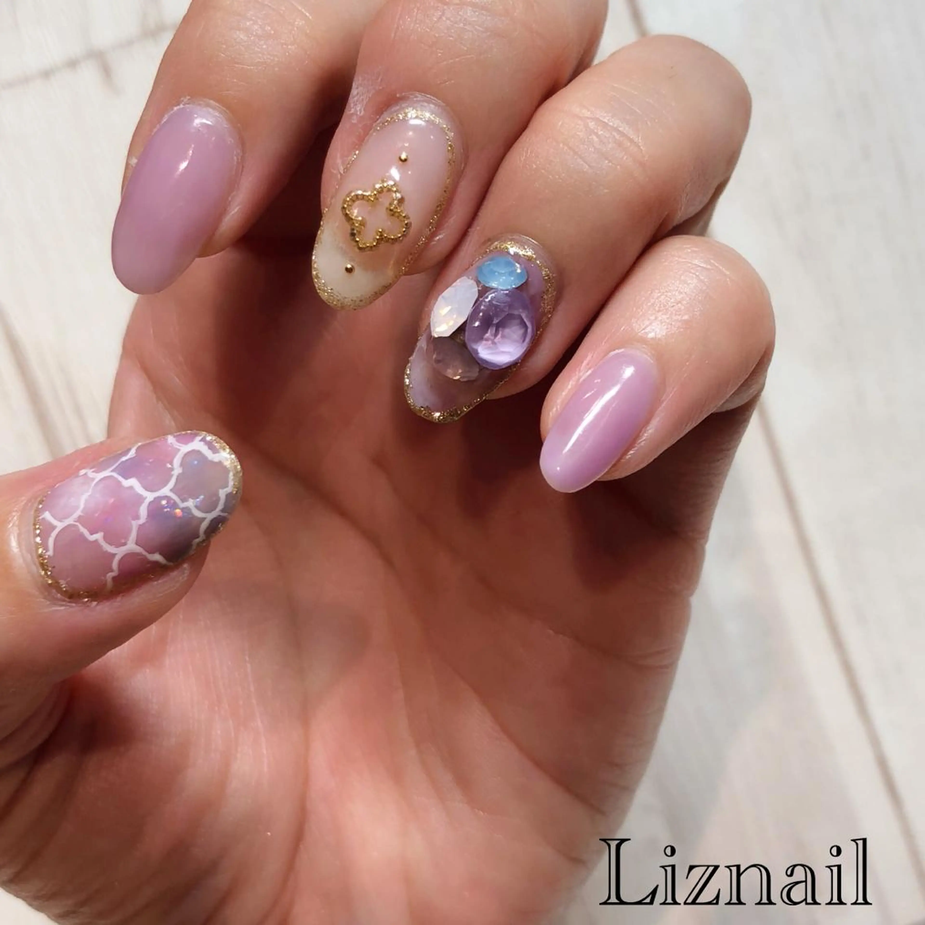 ネイル Rawr / saoriのネイルデザイン