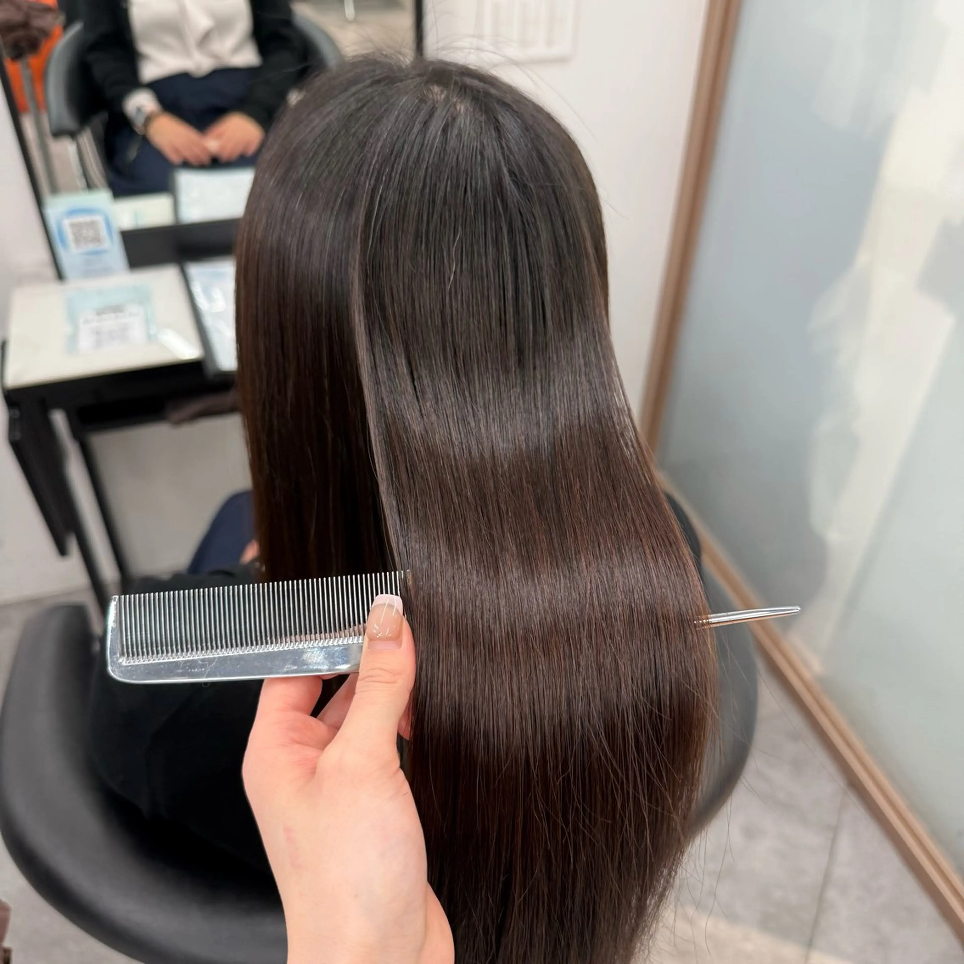 【縮毛矯正モデル👩🏼‍🦱🌼】の写真