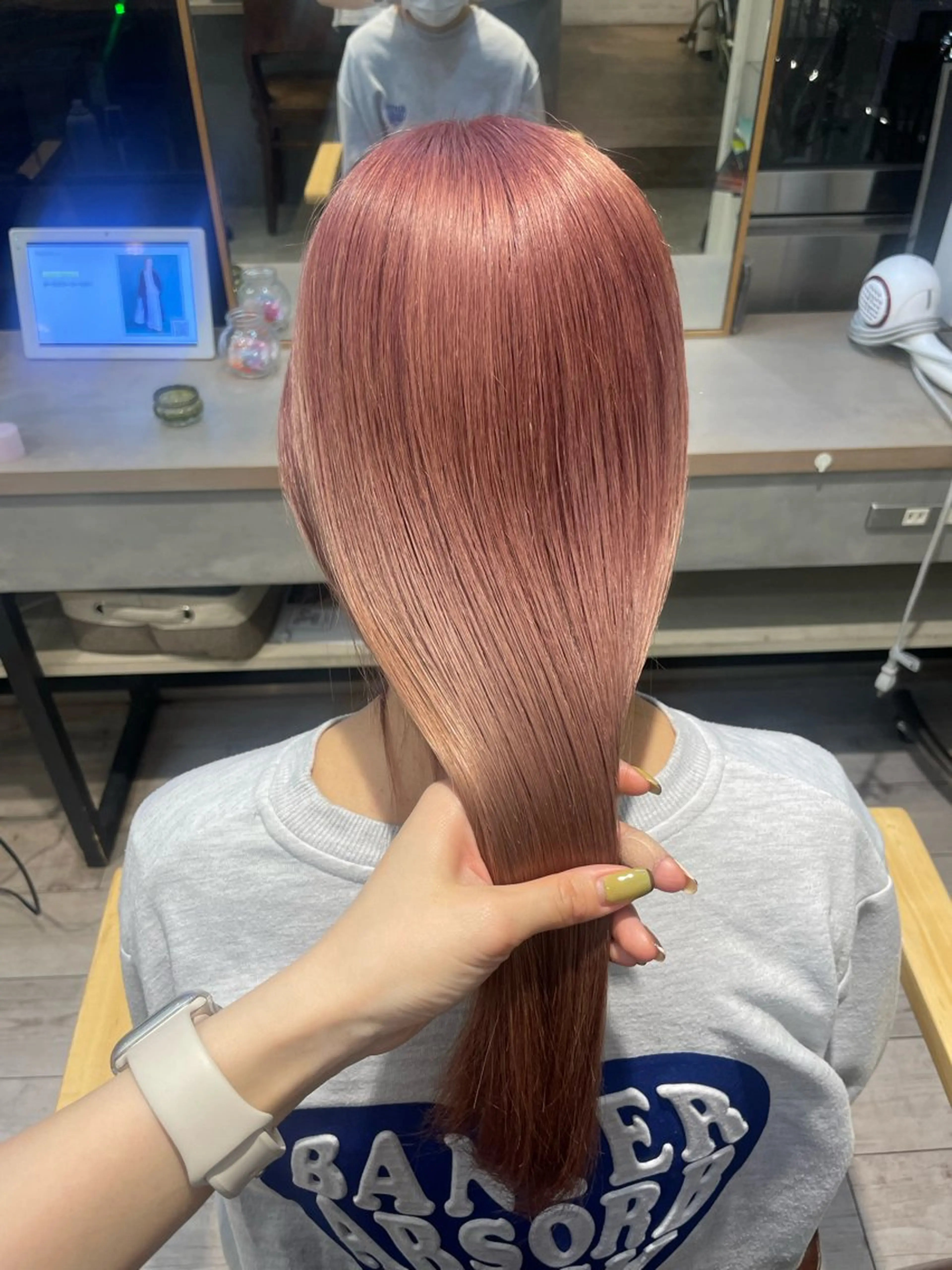 ロング カラー 川村 諒のヘアスタイル