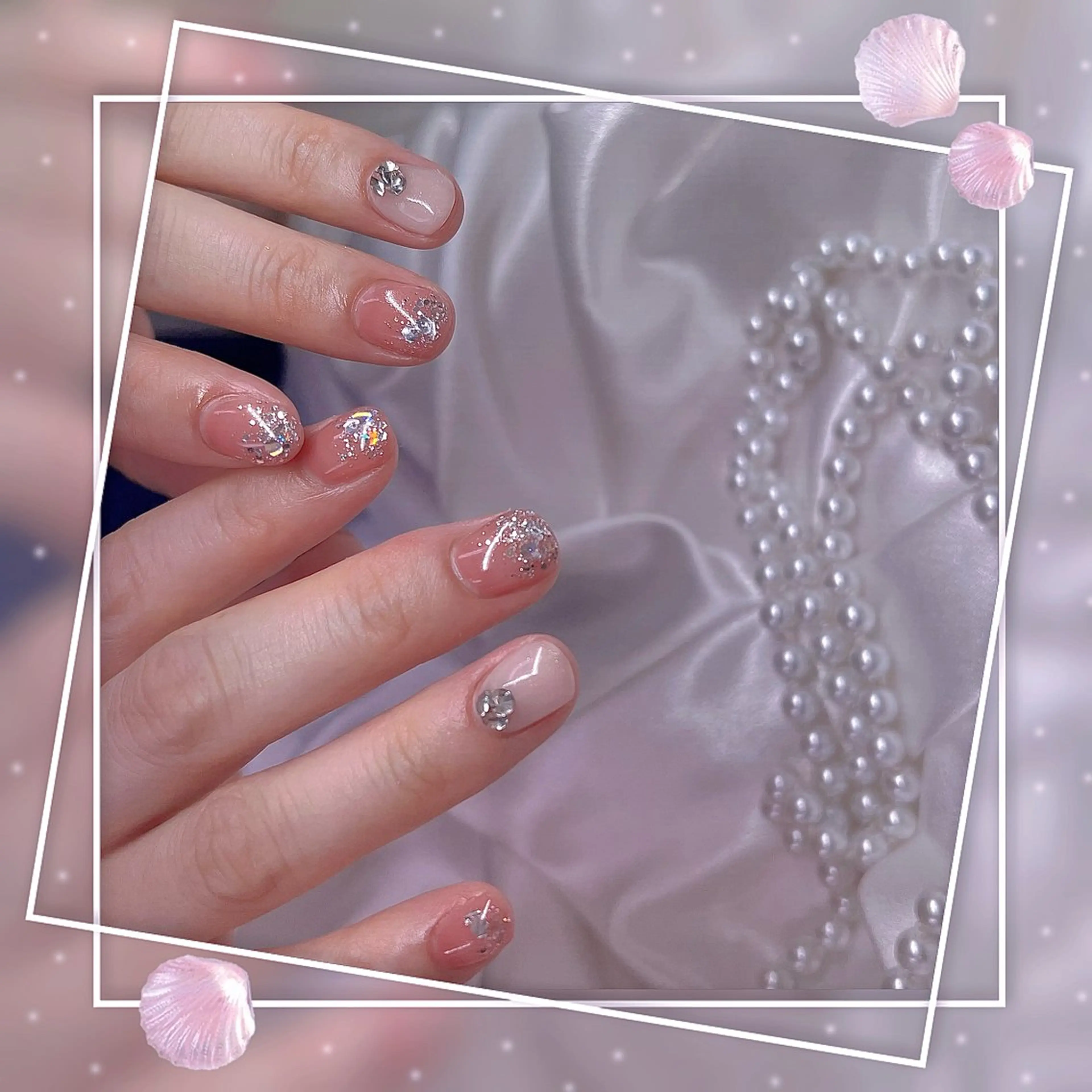 ネイル フレンチネイル グラデーション キラキラネイル 韓国ネイル マグネットネイル Chill Nailsalonのネイルデザイン