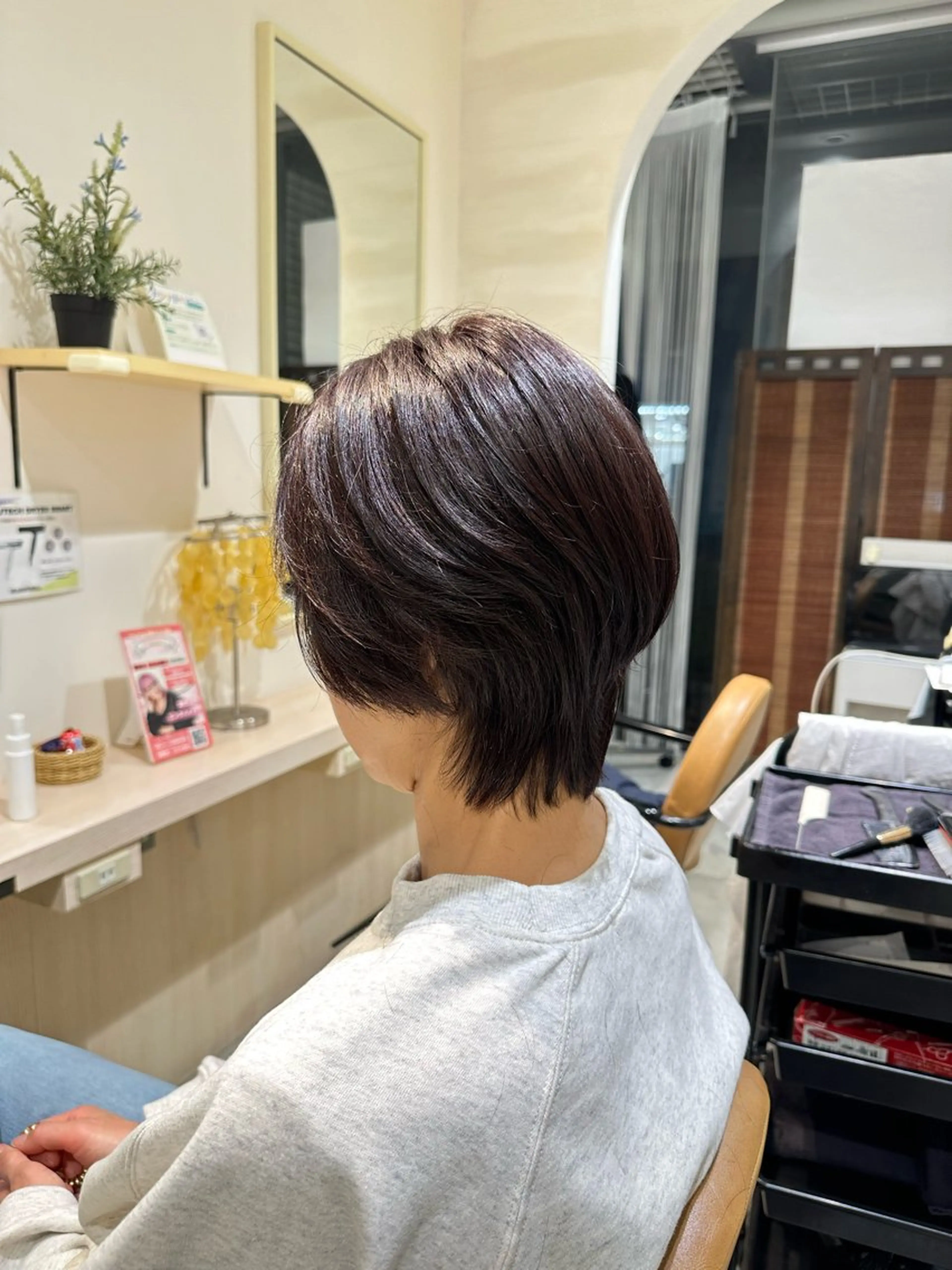 ショート カラー カット ヘアカラー 林部 りおのヘアスタイル