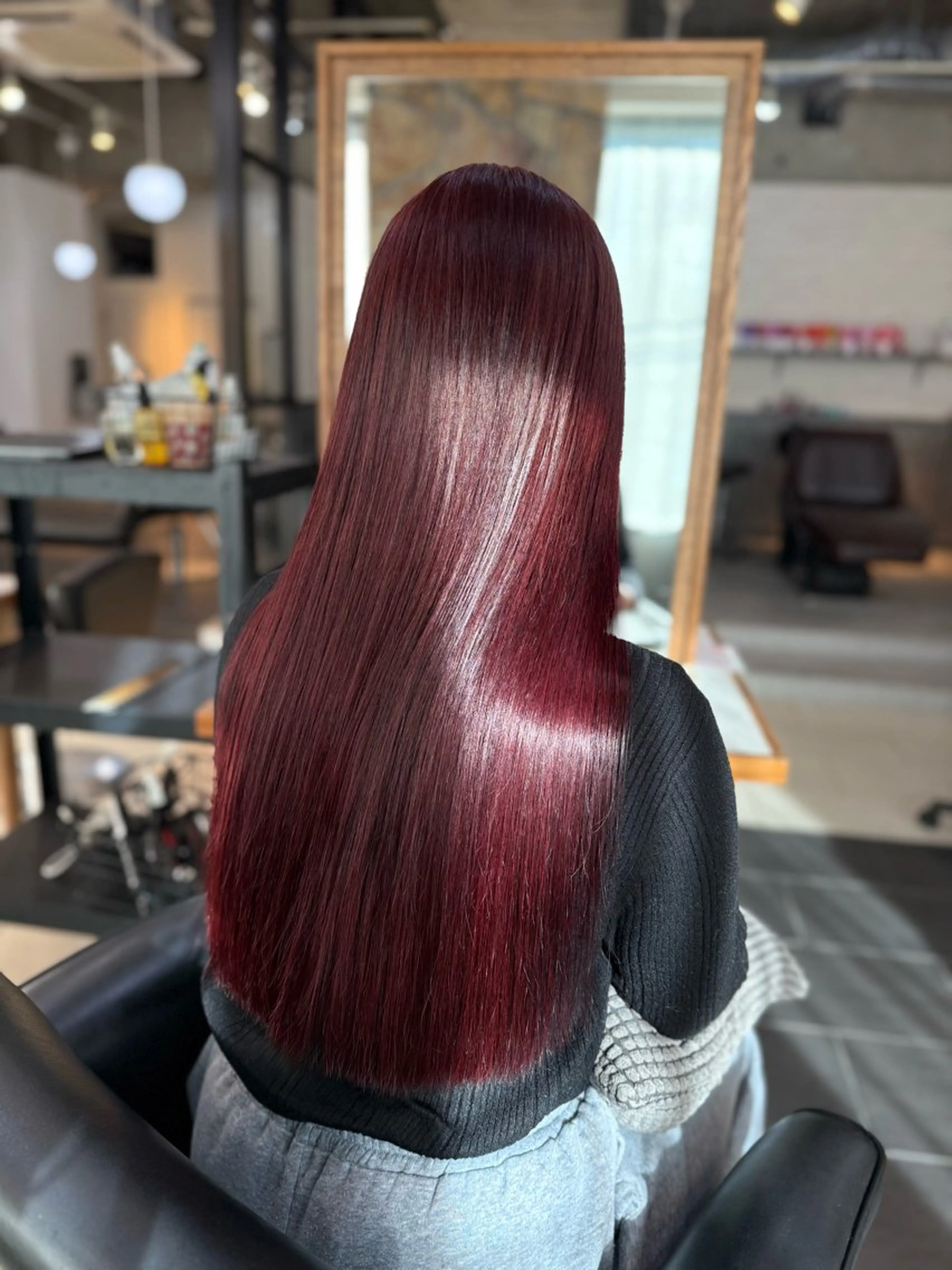 ロング カラー ボルドーカラー マツオカ マコのヘアスタイル