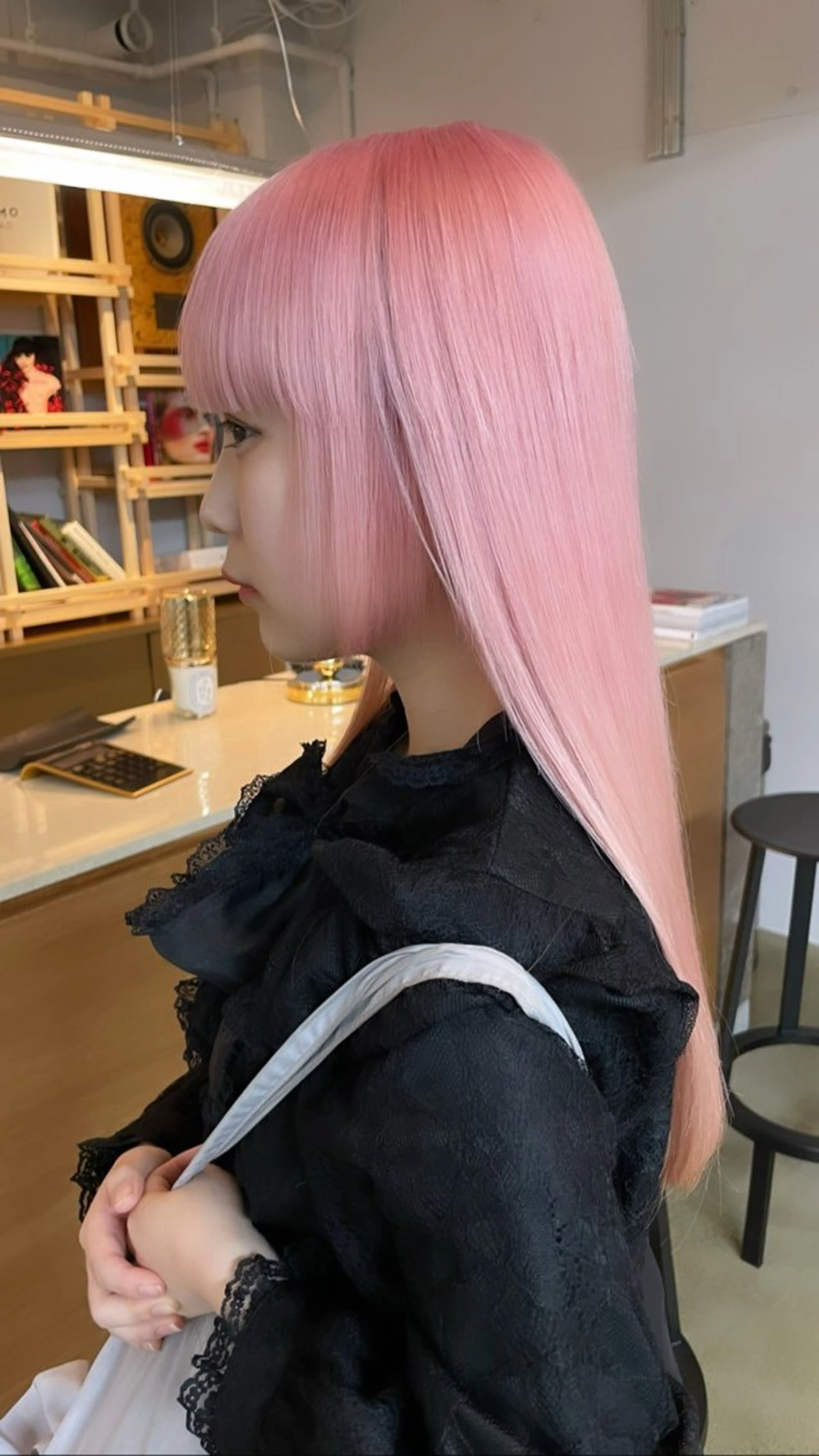 カラー ピンクカラー KON /nozomiのヘアスタイル