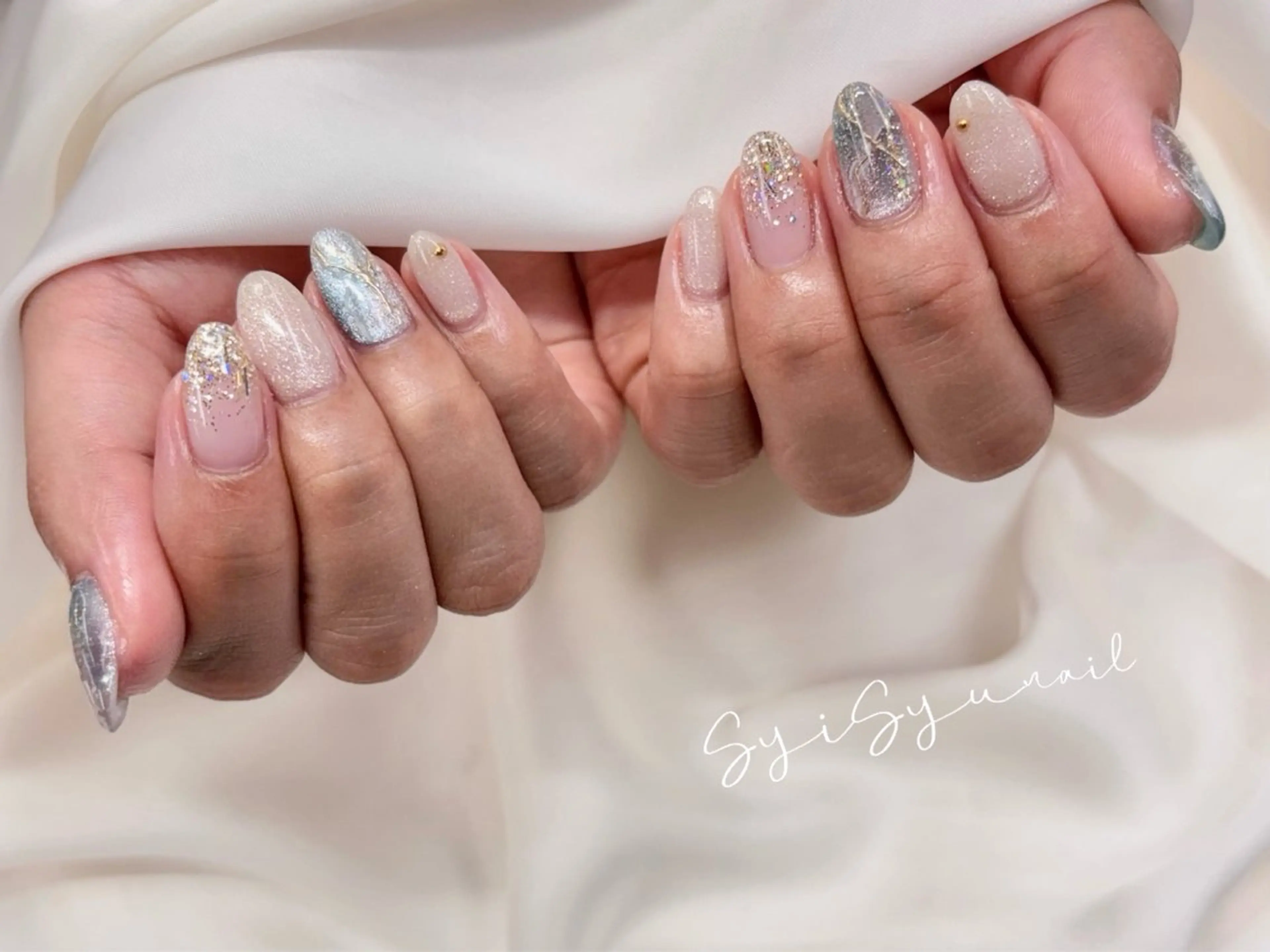 ネイル アートネイル ニュアンスネイル SyiSyu なんば本店のネイルデザイン