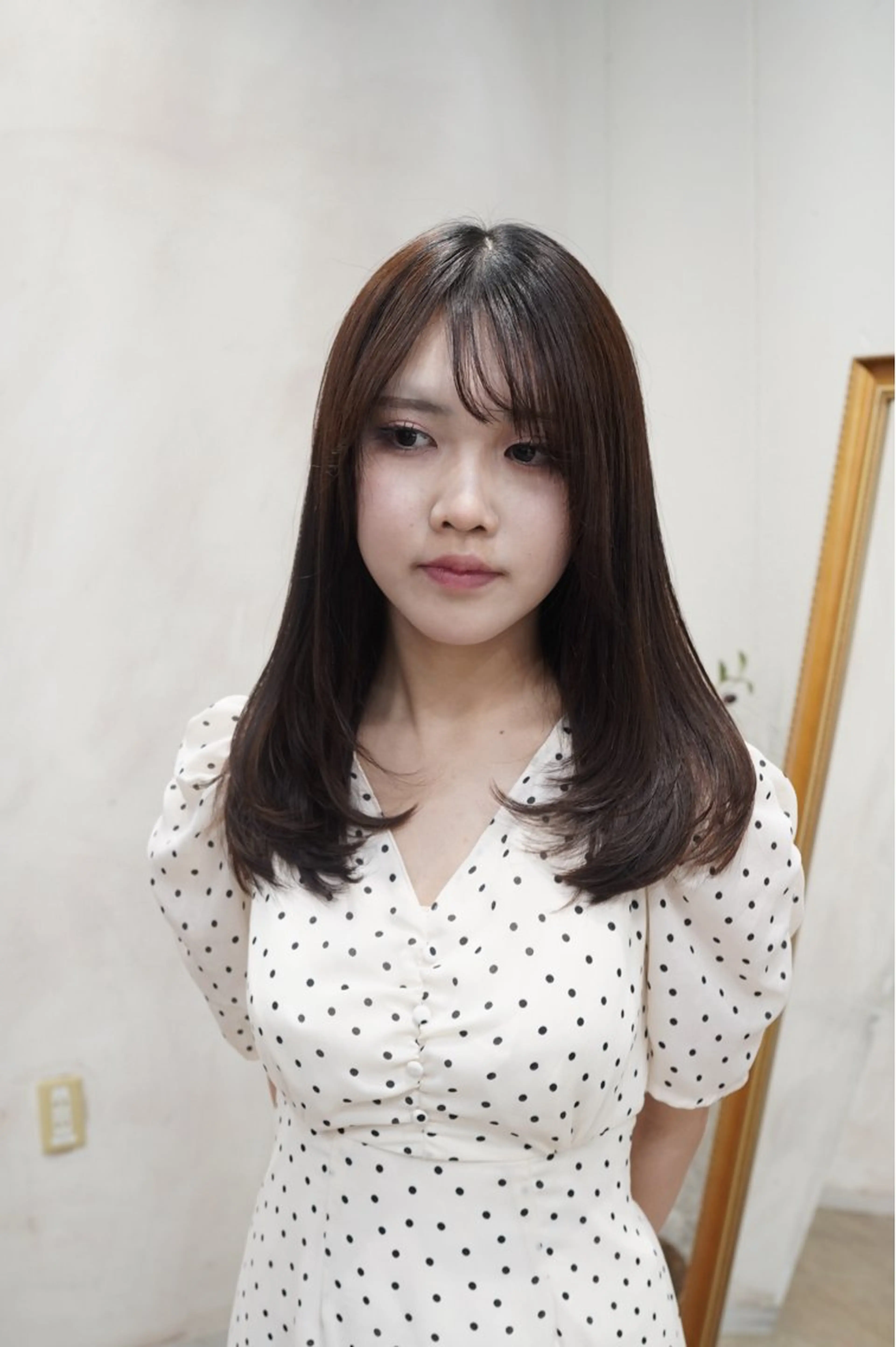 セミロング レイヤーカット 🪞透けヘア髪質改善 艶ベージュ/nagiのヘアスタイル