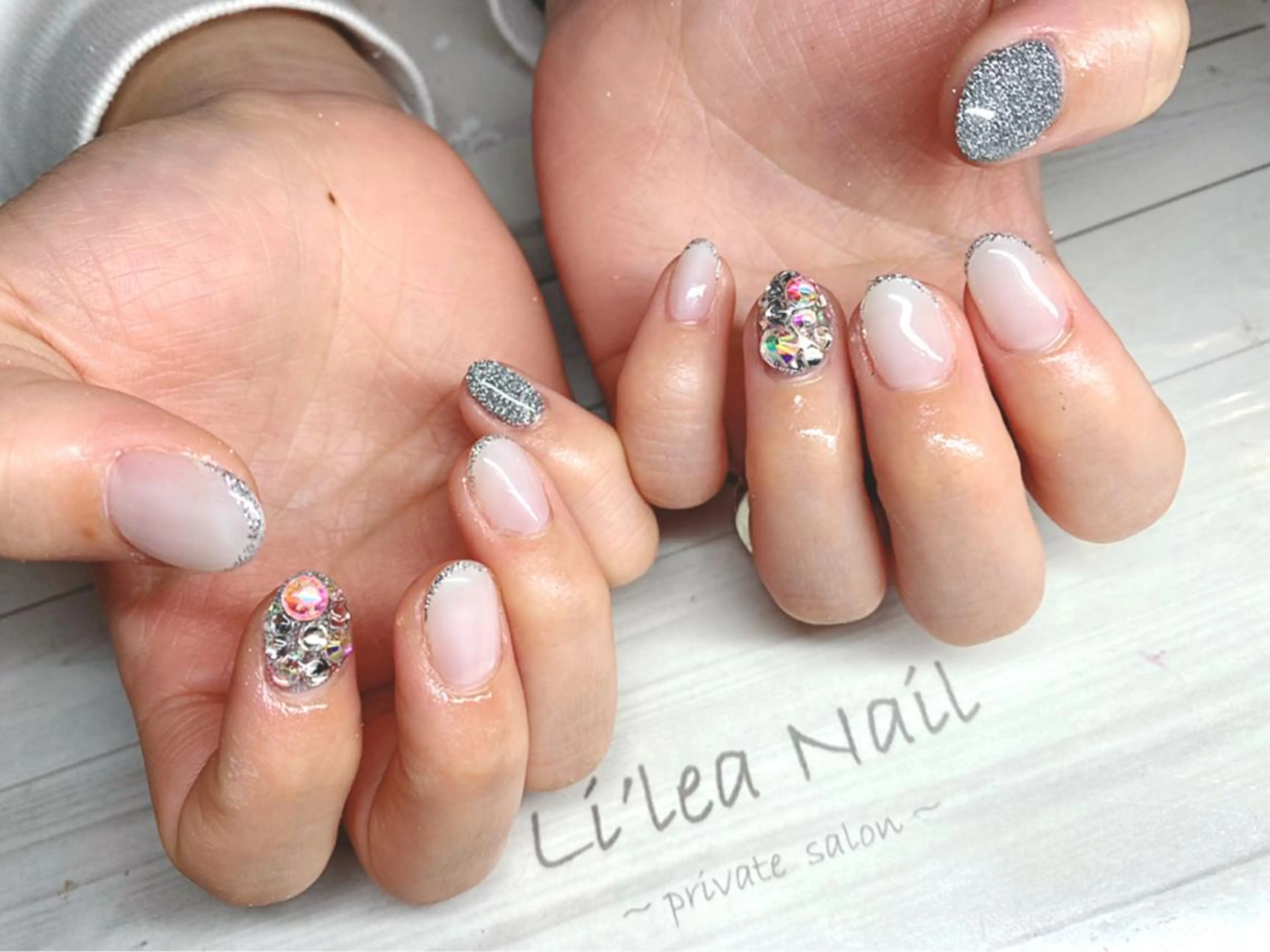 ネイル Li'leaNail AINAのネイルデザイン