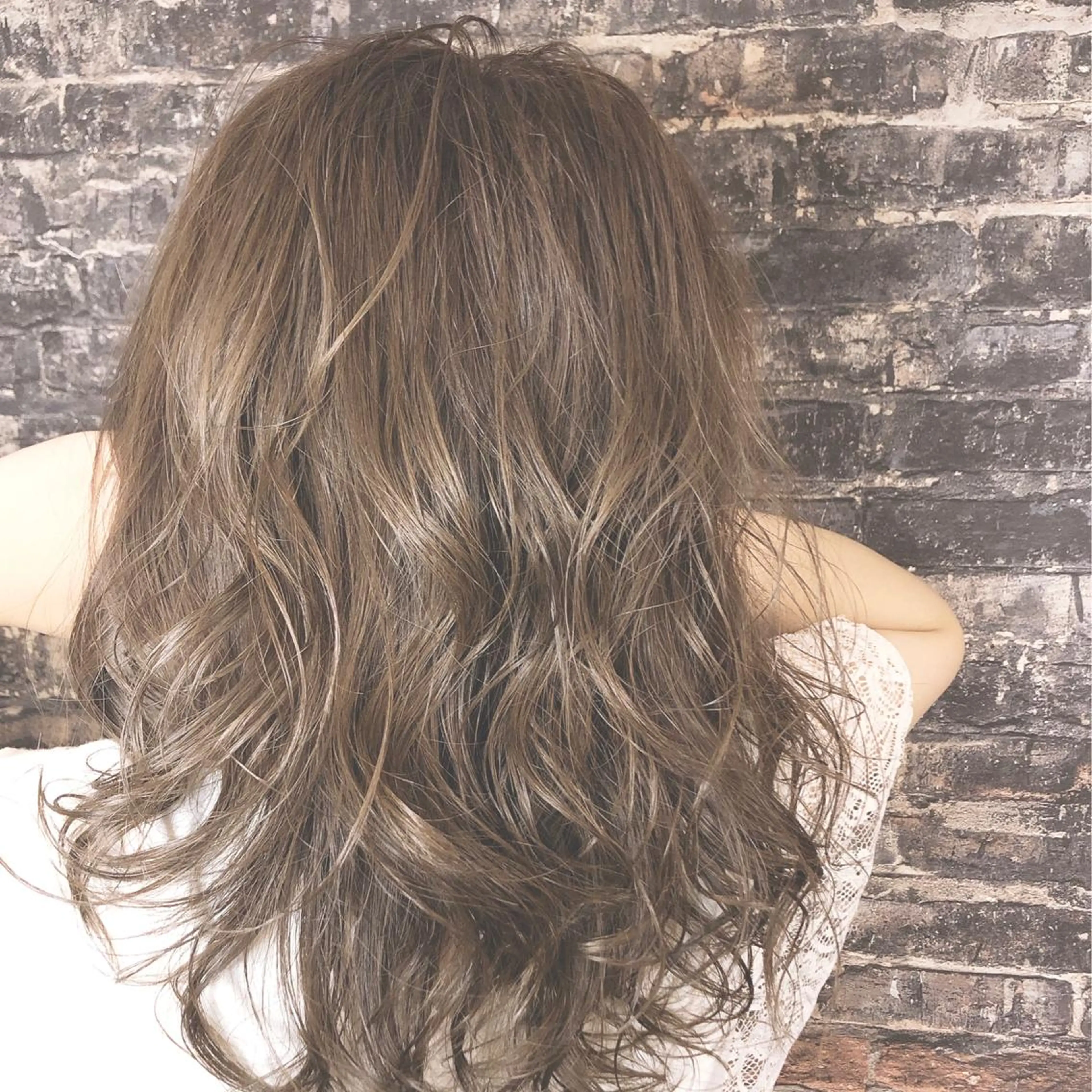 セミロング カラー パーマ m ā l o. マァロのヘアスタイル