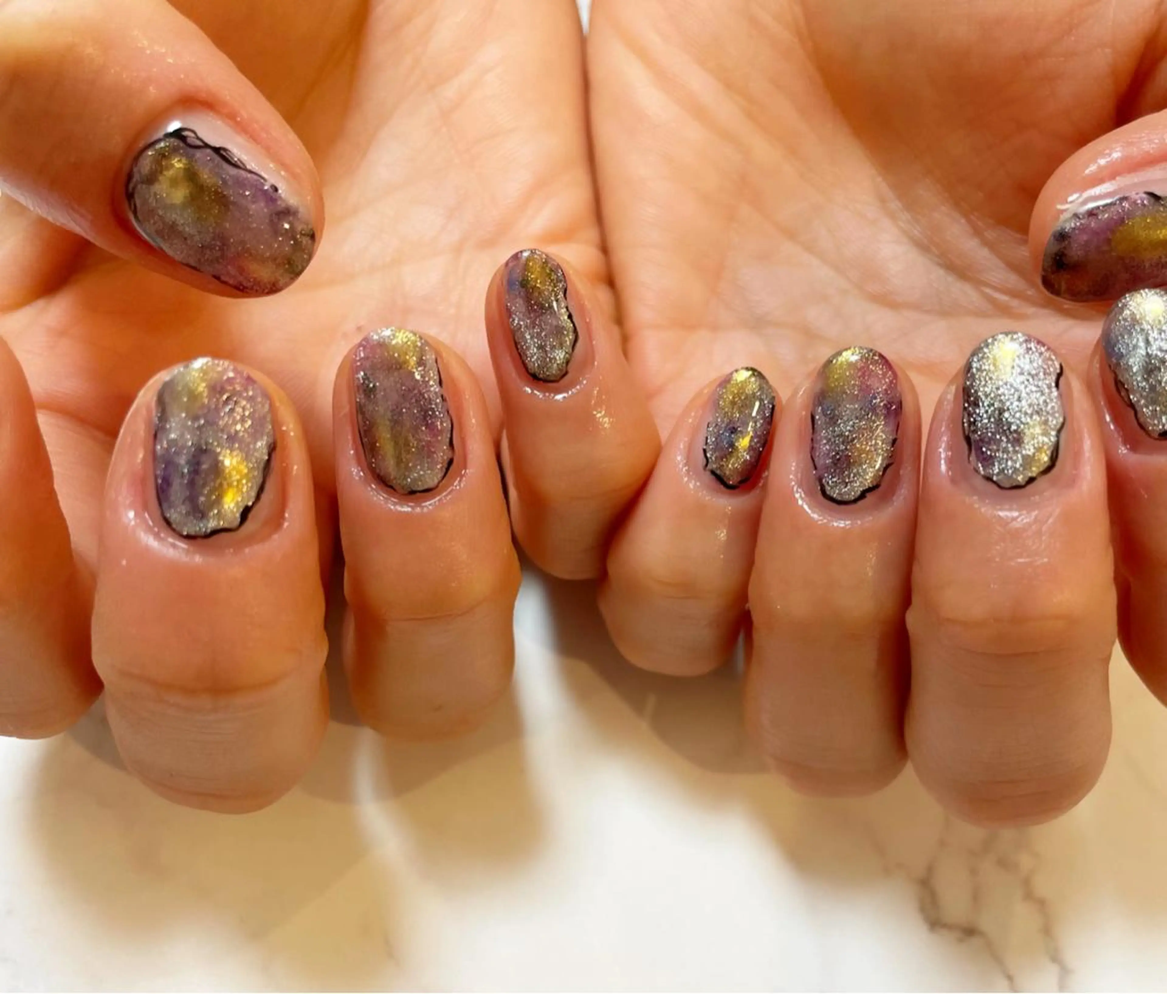 ネイル マグネットネイル ニュアンスネイル ayane Re:st〔リスト〕のネイルデザイン