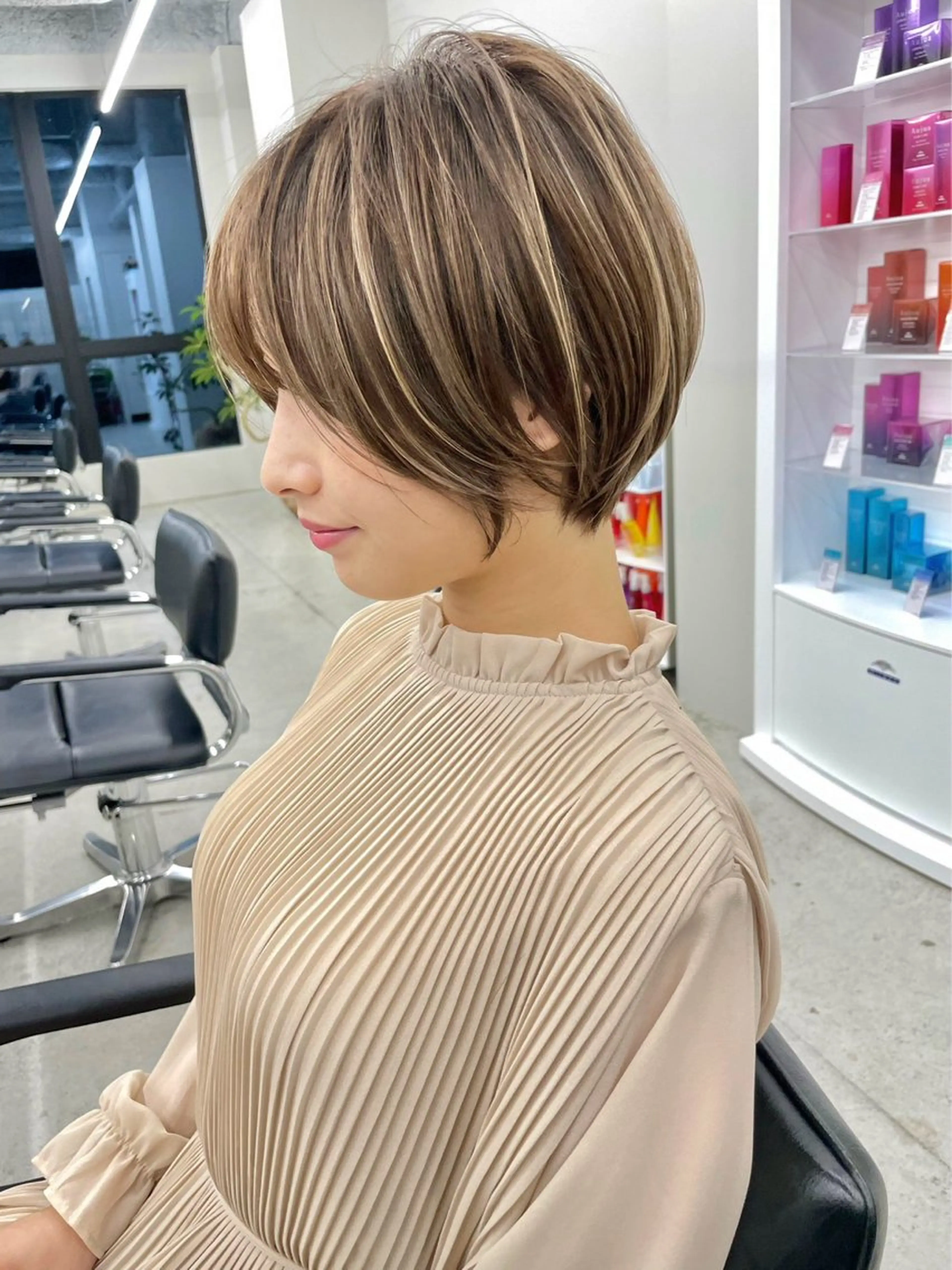 ショート カラー カット ヘアカラー トリートメント ハイライトNo.1☆ ゆうのヘアスタイル